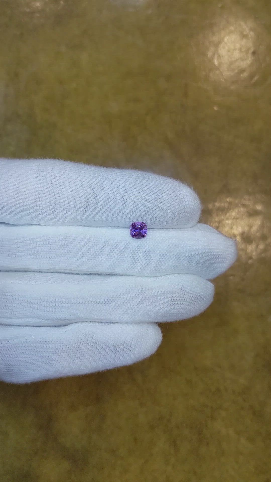 0.83 Ct. Sapphire from Ceylon (Sri Lanka) Size Video
