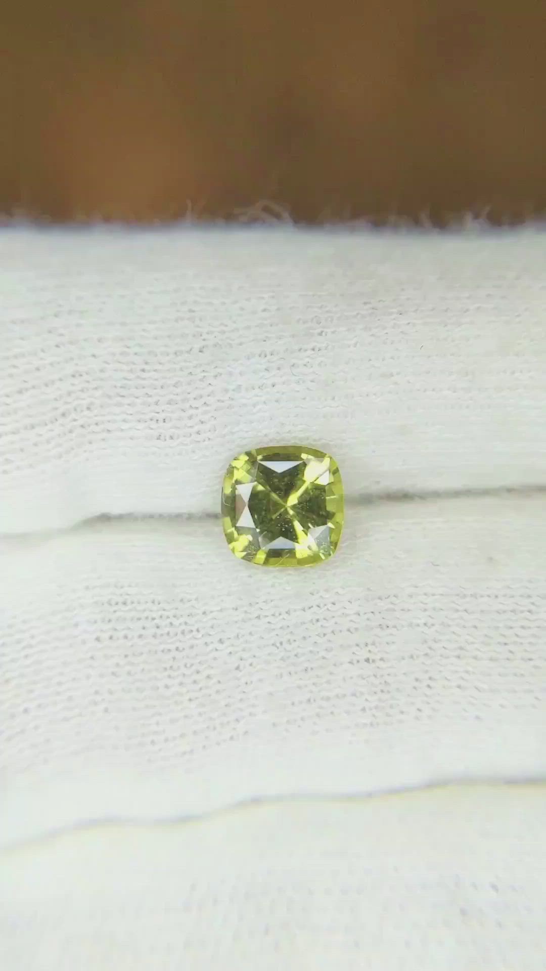 1.38 Ct. Yellowish Green Sapphire from Ceylon (Sri Lanka) Size Video