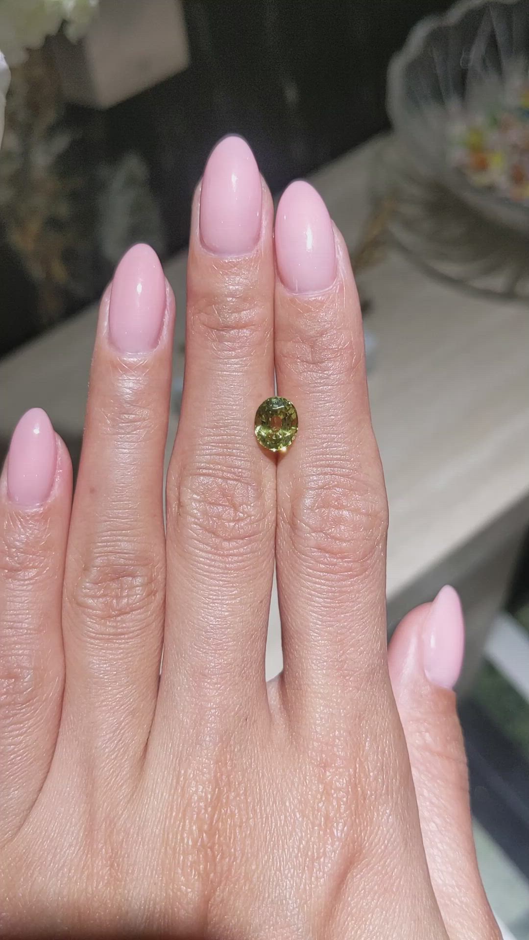 2.03 Ct. Yellowish Green Sapphire from Ceylon (Sri Lanka) Size Video