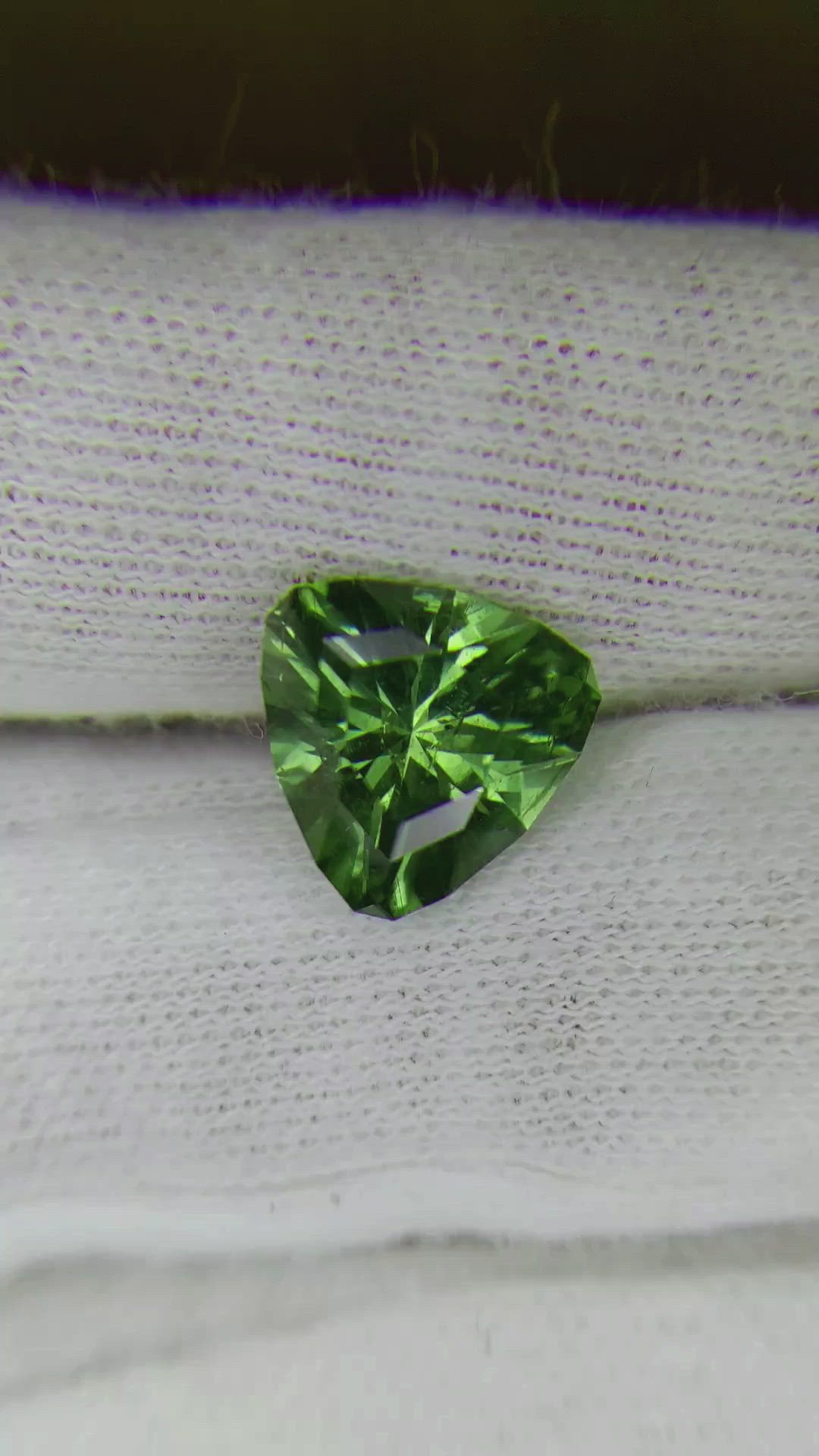 4.34 Ct. Green Sapphire from Montana Size Video