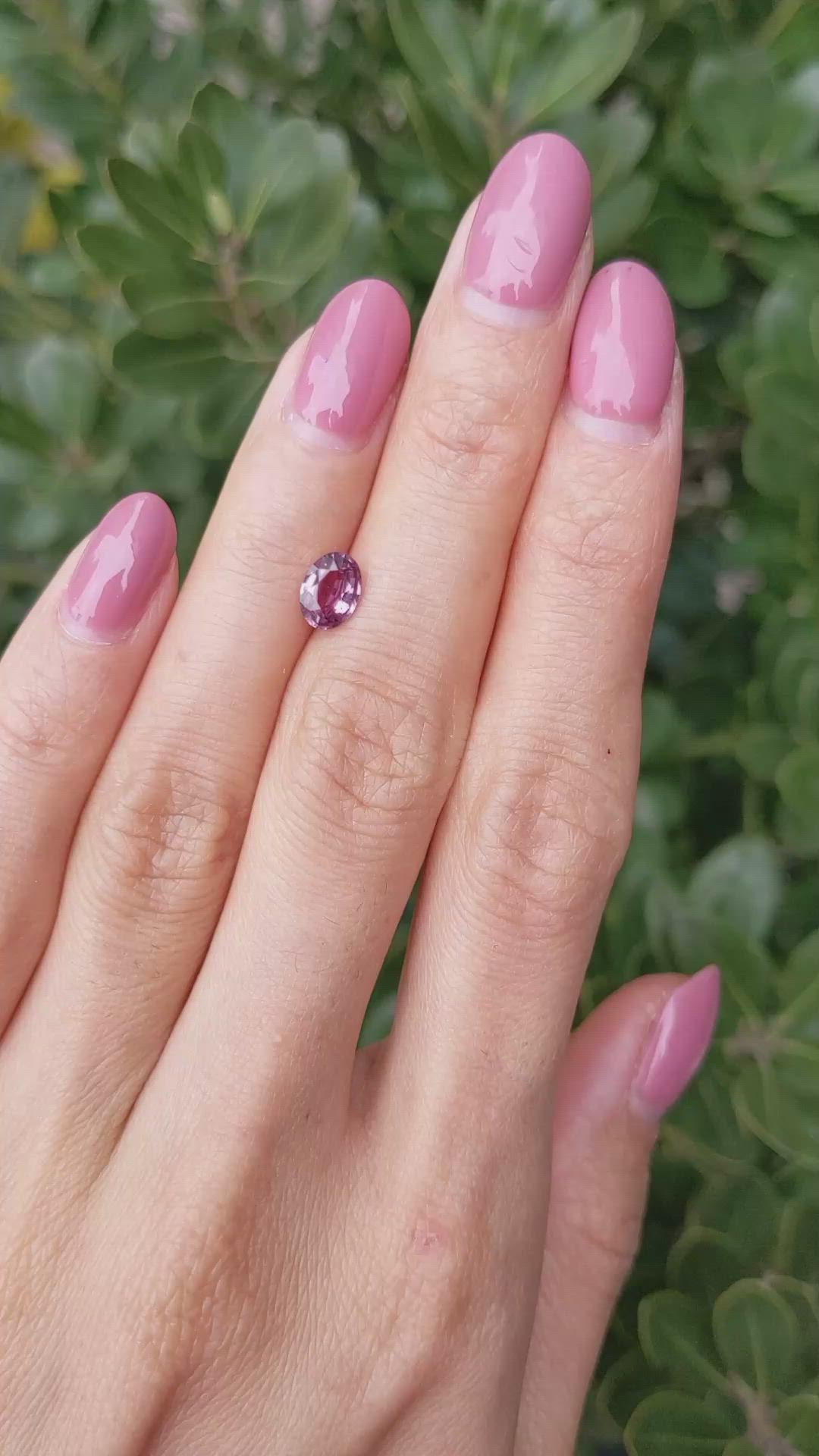 1.00 Ct. Reddish Pink Sapphire from Ceylon (Sri Lanka) Size Video