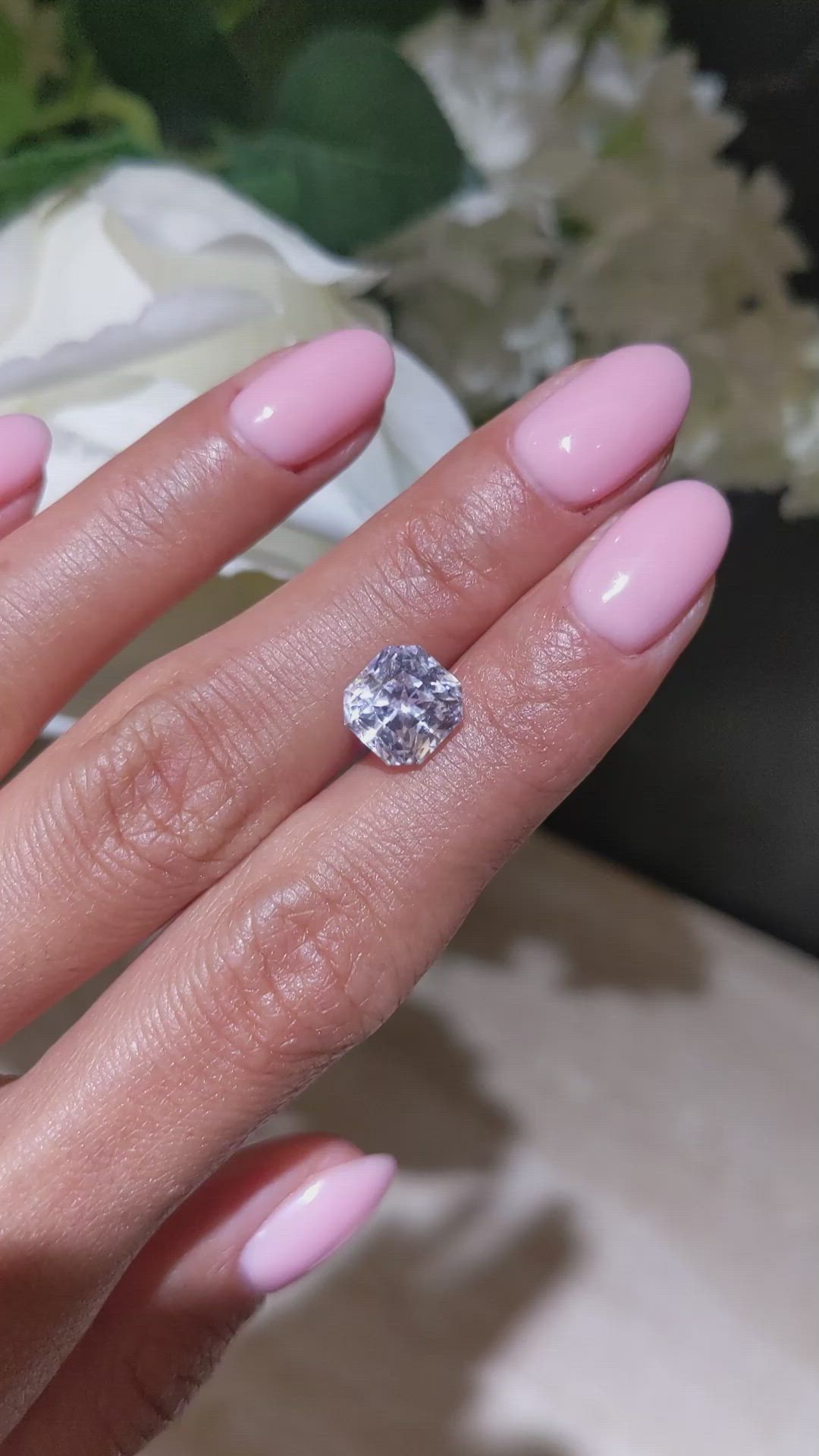 4.80 Ct. White Sapphire from Ceylon (Sri Lanka) Size Video