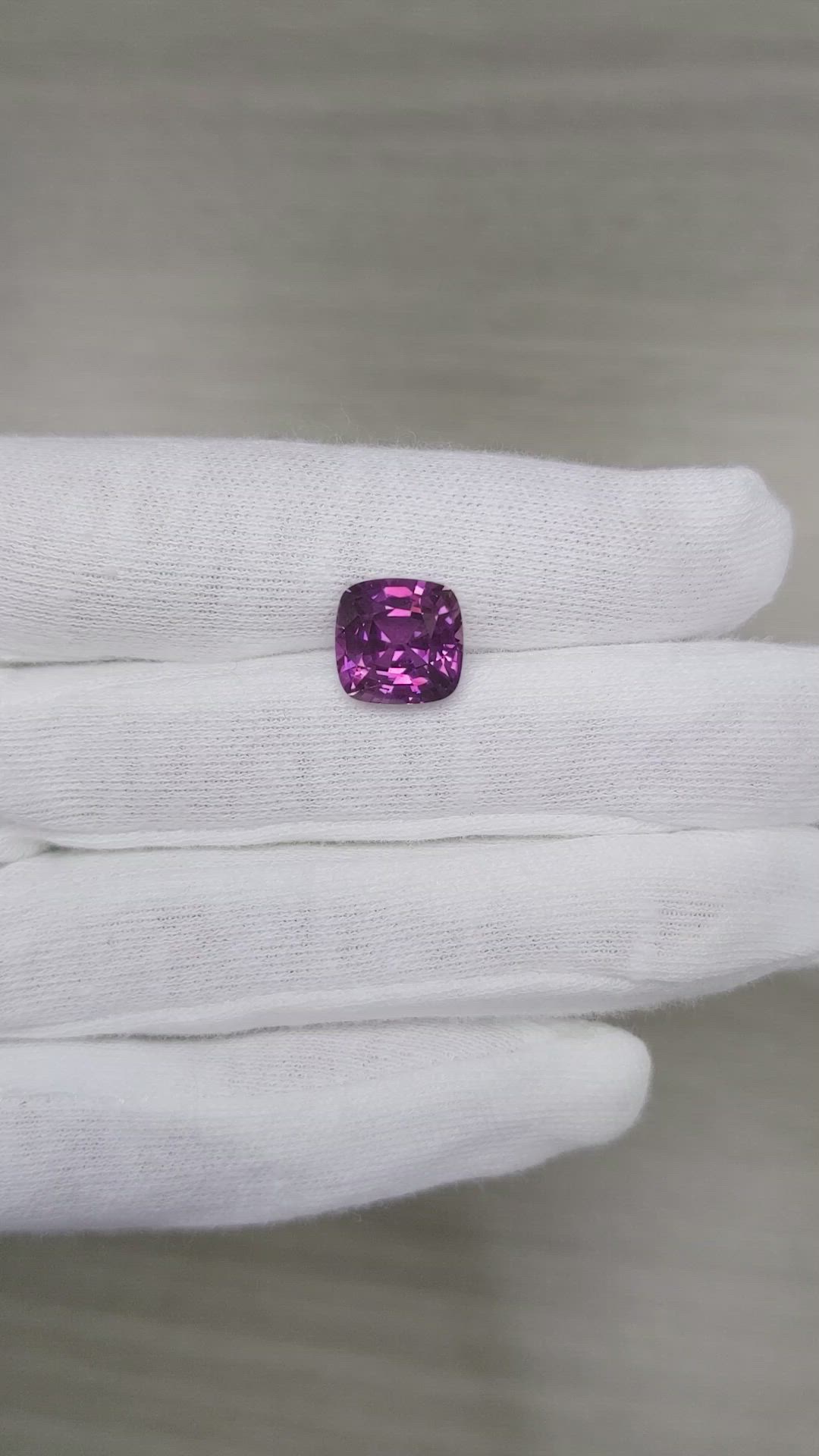6.39 Ct. Purple Sapphire from Ceylon (Sri Lanka) Size Video