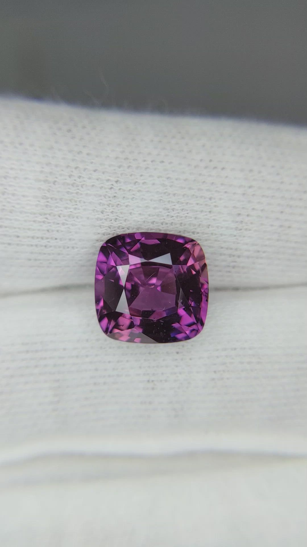 6.39 Ct. Purple Sapphire from Ceylon (Sri Lanka) Size Video