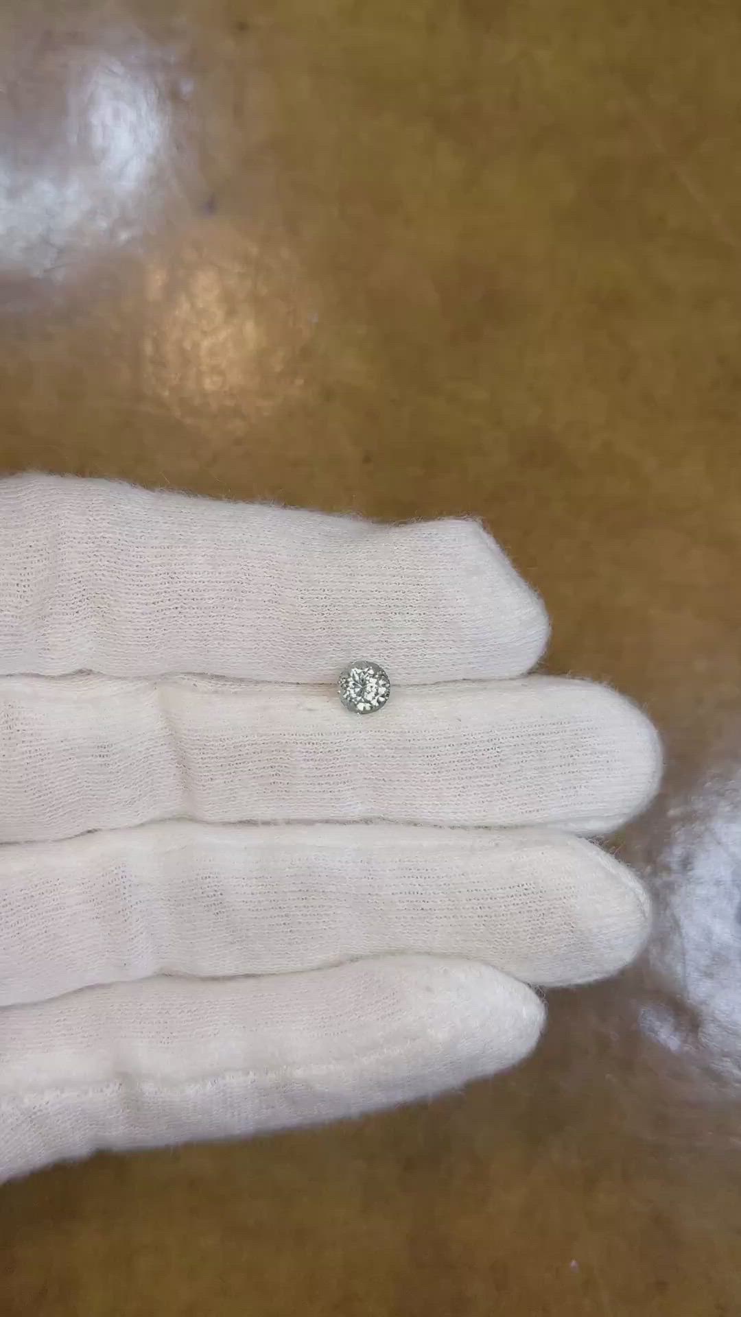 0.76 Ct. Sapphire from Ceylon (Sri Lanka) Size Video