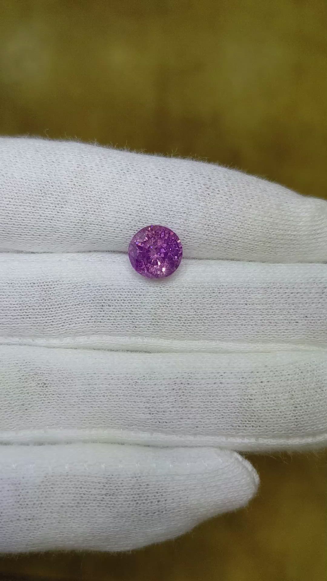 3.68 Ct. Purplish Pink Sapphire from Ceylon (Sri Lanka) Size Video