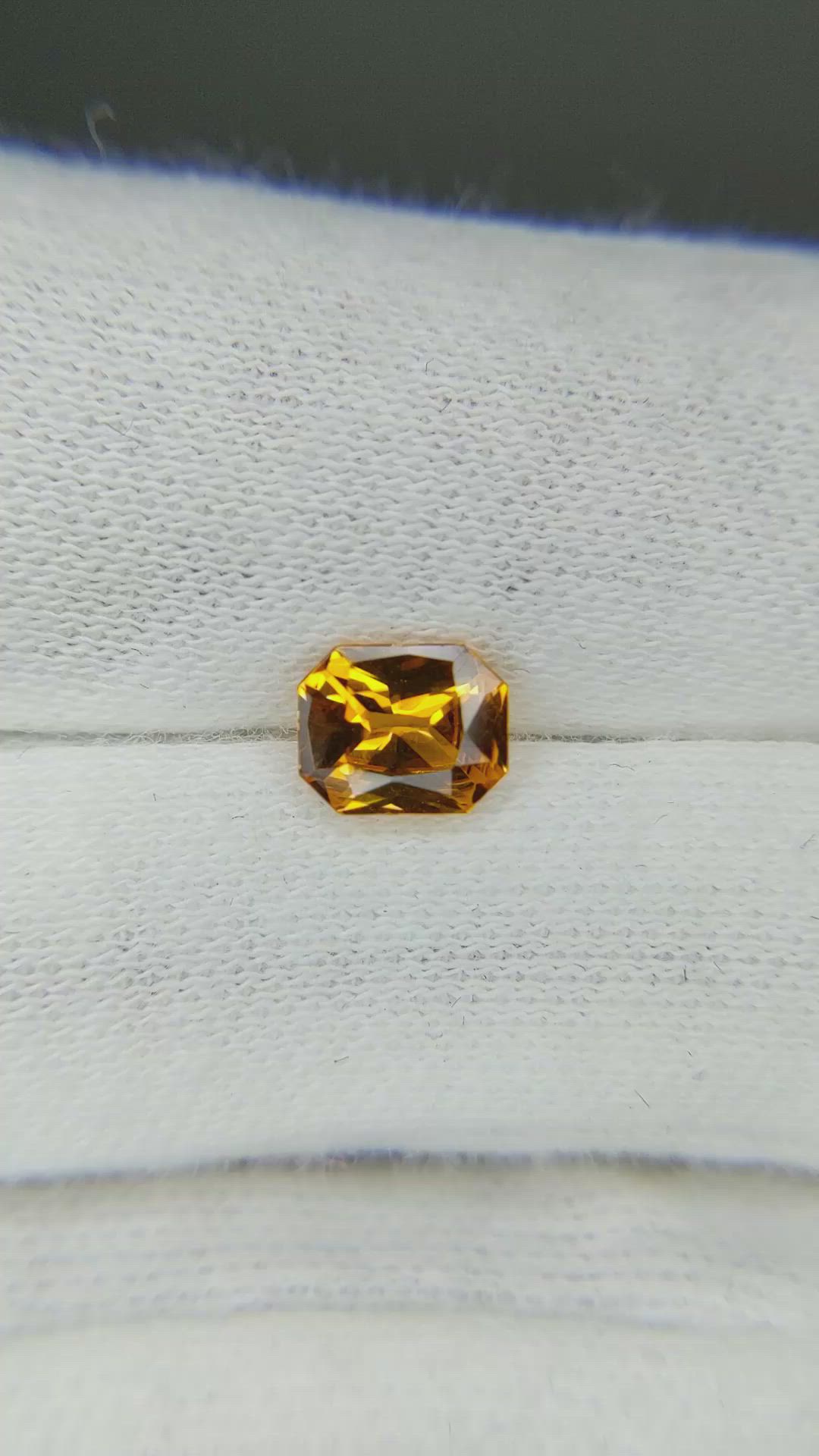 0.98 Ct. Orange Sapphire from Ceylon (Sri Lanka) Size Video