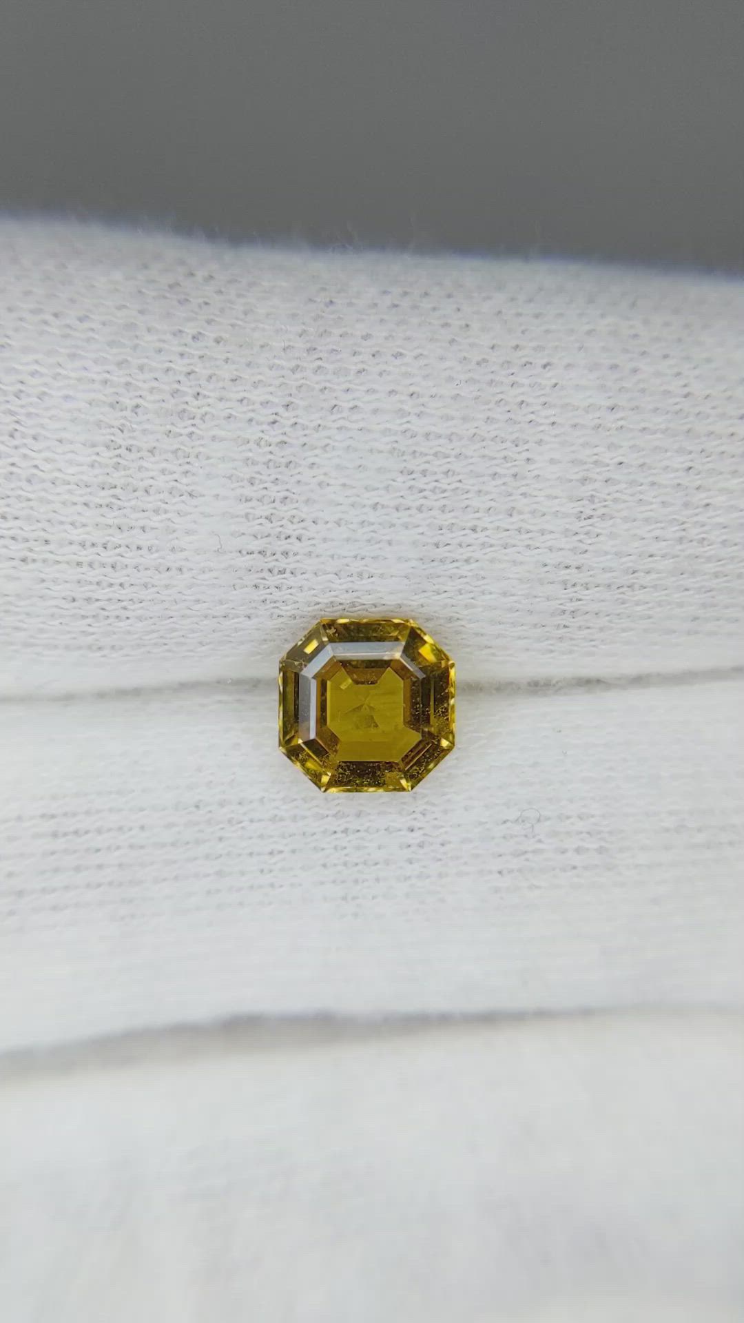 1.79 Ct. Yellowish Brown Sapphire from Ceylon (Sri Lanka) Size Video