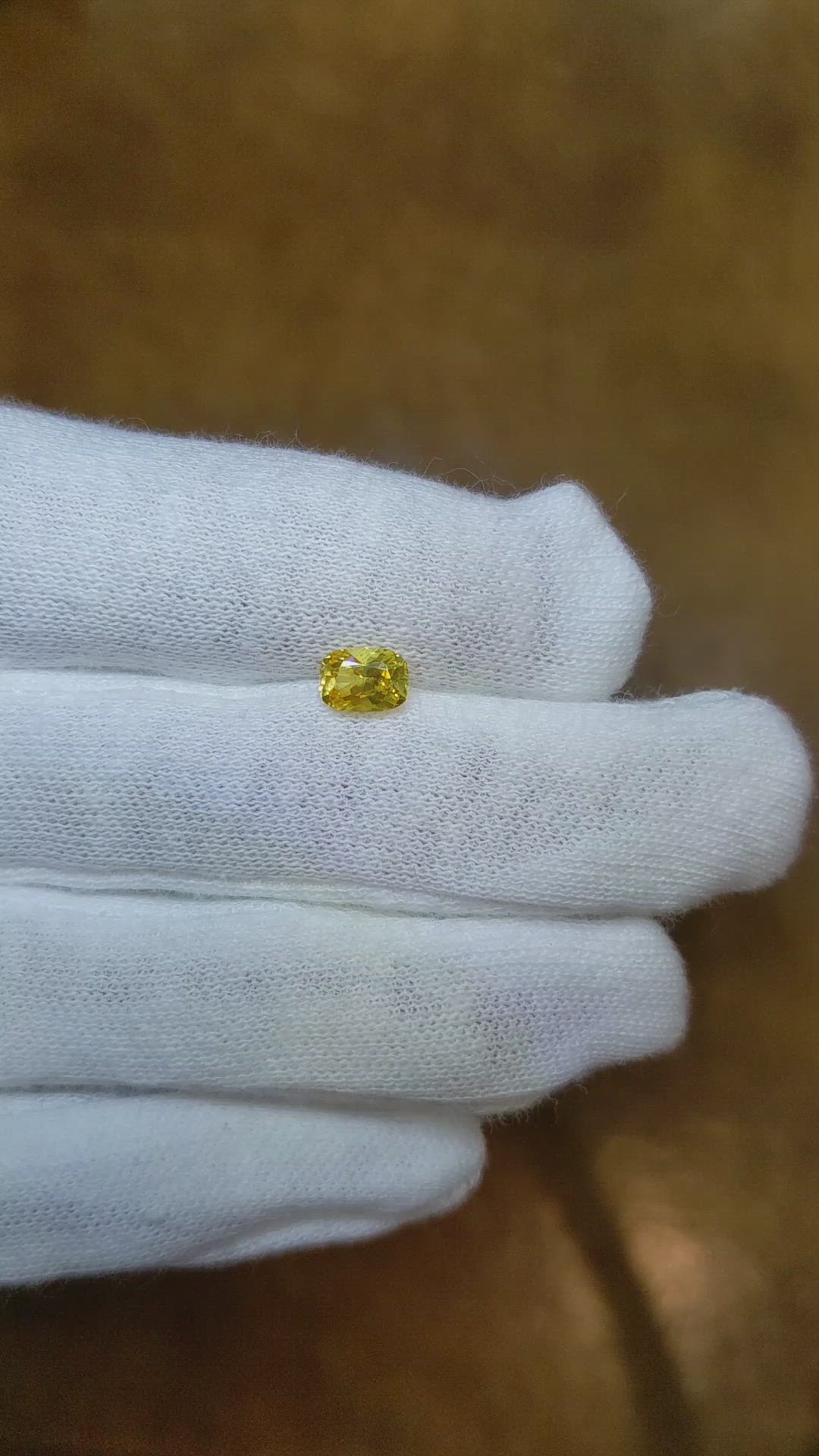 0.69 Ct. Yellow Sapphire from Ceylon (Sri Lanka) Size Video