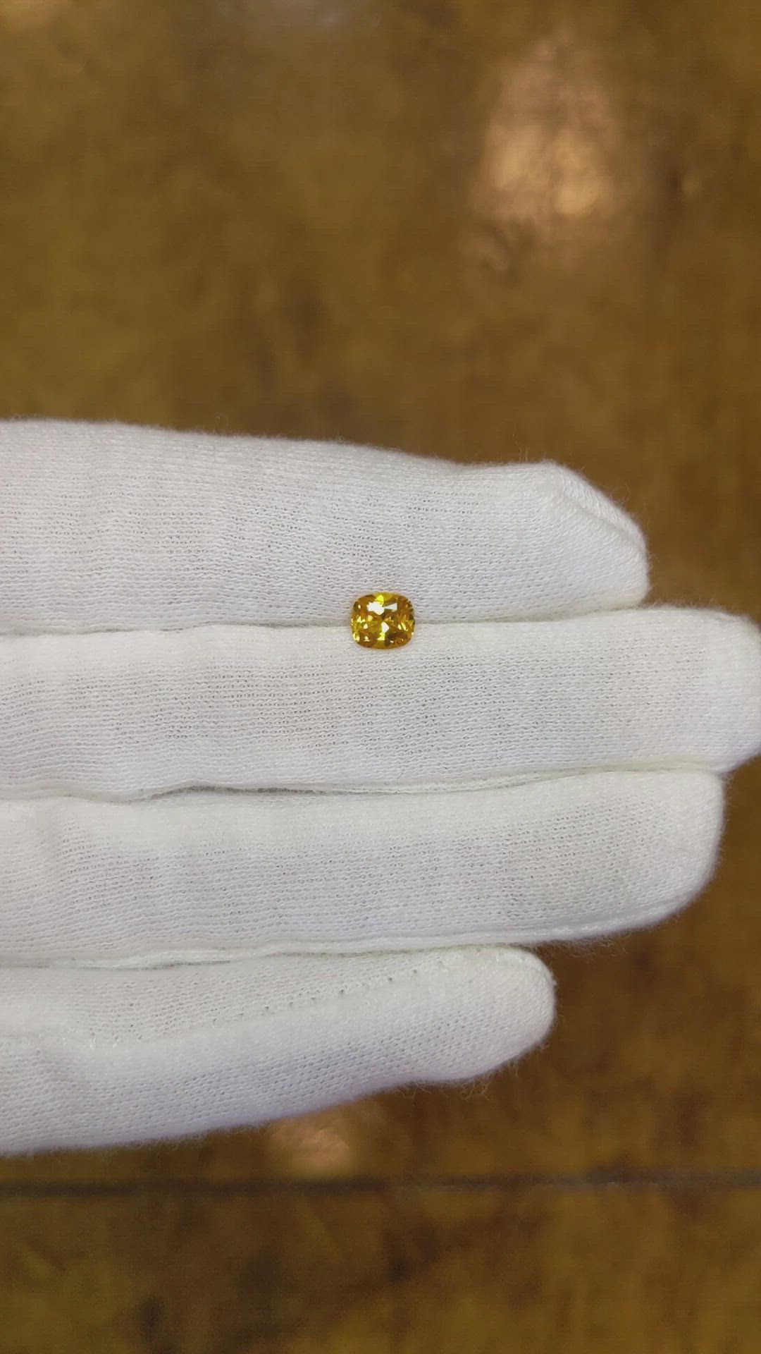 0.70 Ct. Orange Sapphire from Ceylon (Sri Lanka) Size Video