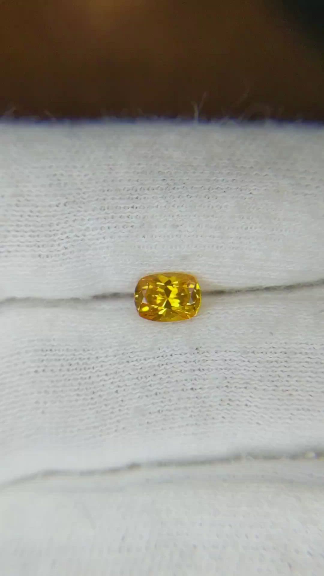 0.72 Ct. Orange Sapphire from Ceylon (Sri Lanka) Size Video