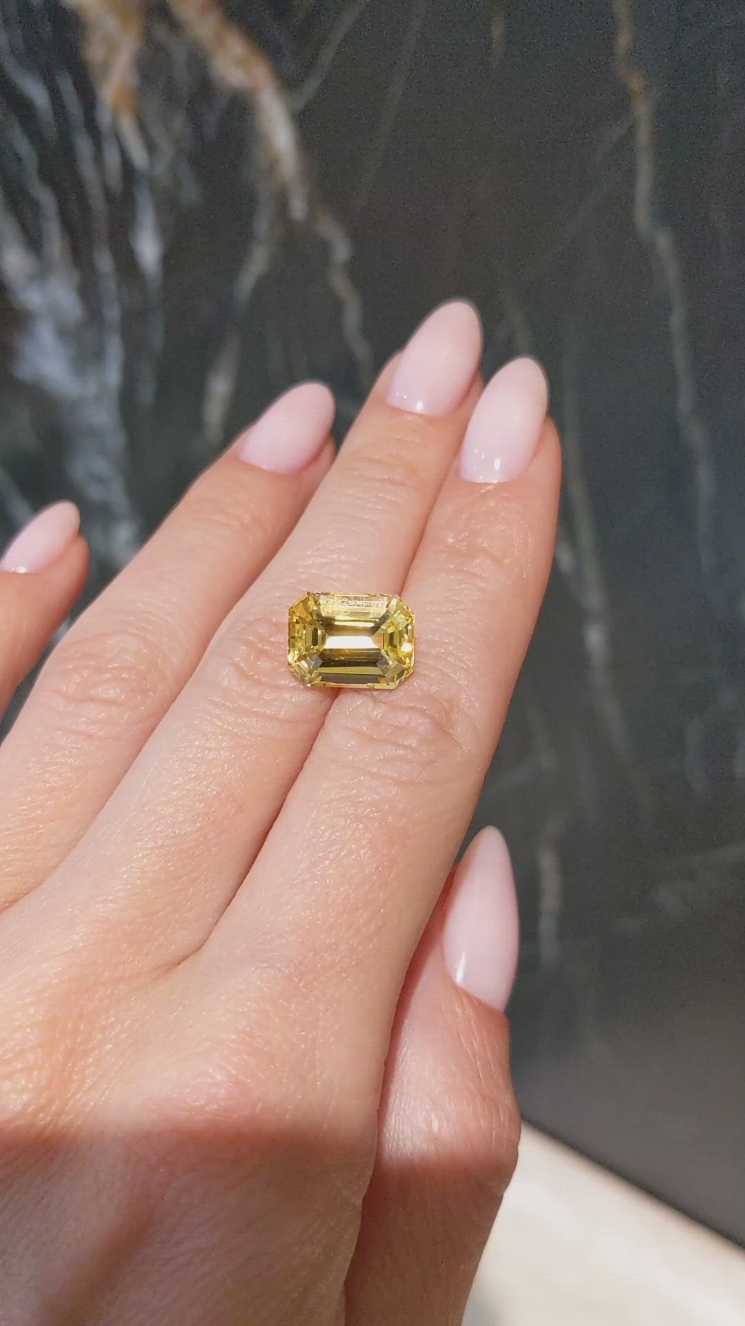 8.06 Ct. Yellow Sapphire from Ceylon (Sri Lanka) Size Video