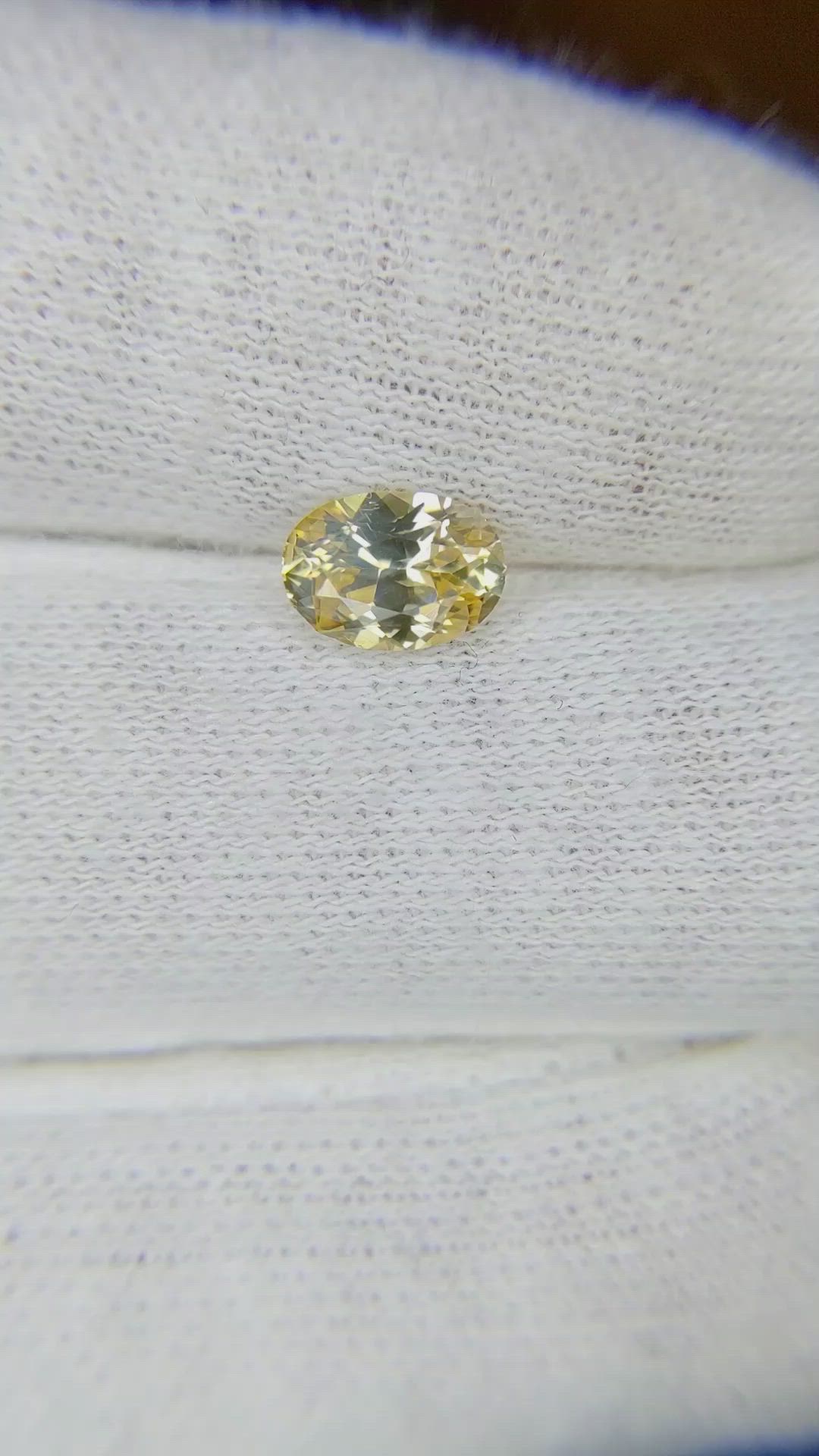 0.85 Ct. Yellow Sapphire from Ceylon (Sri Lanka) Size Video