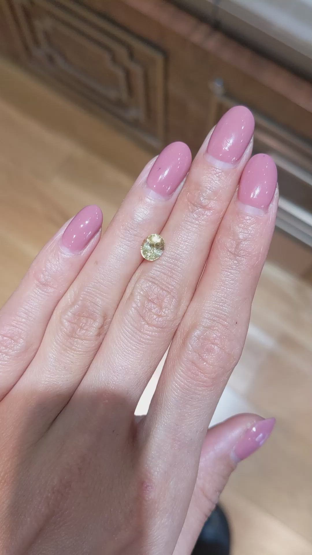 1.26 Ct. Yellow Sapphire from Ceylon (Sri Lanka) Size Video