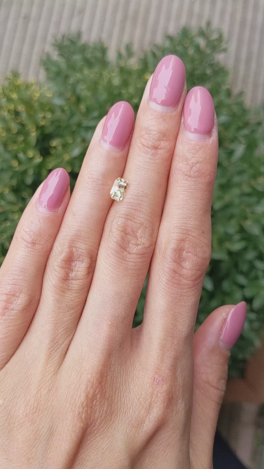 1.12 Ct. Yellow Sapphire from Ceylon (Sri Lanka) Size Video