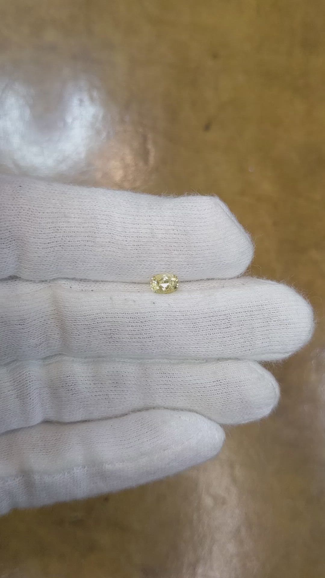 0.57 Ct. Yellow Sapphire from Ceylon (Sri Lanka) Size Video