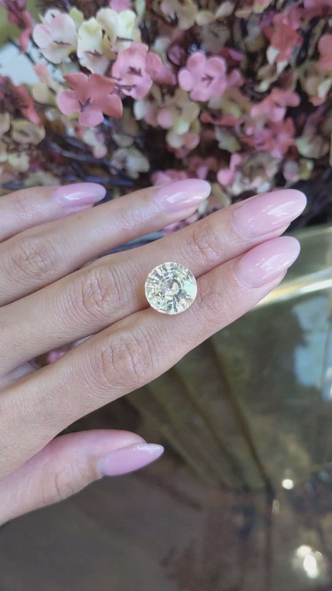 11.09 Ct. Yellow Sapphire from Ceylon (Sri Lanka) Size Video