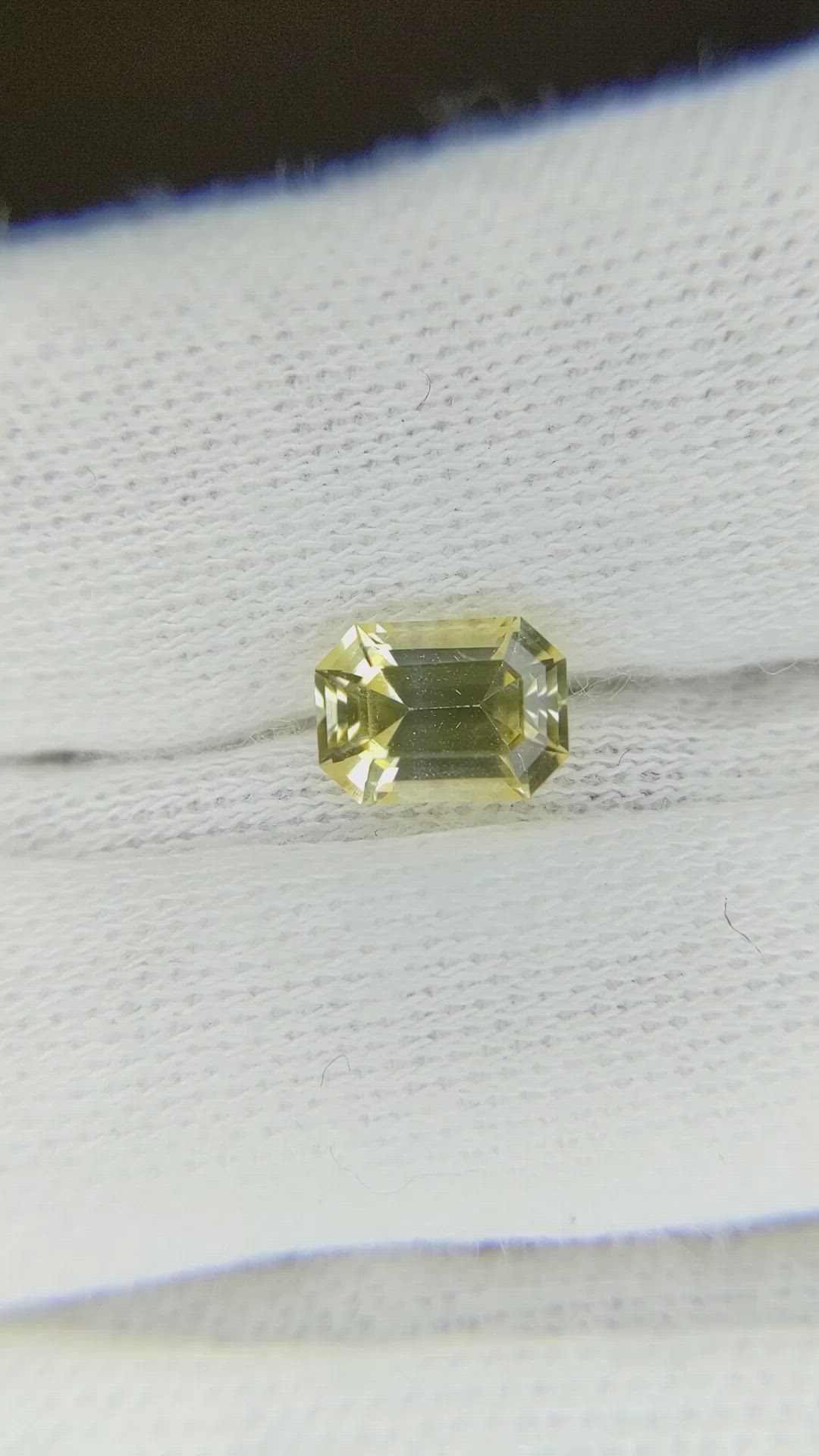 1.16 Ct. Yellow Sapphire from Ceylon (Sri Lanka) Size Video