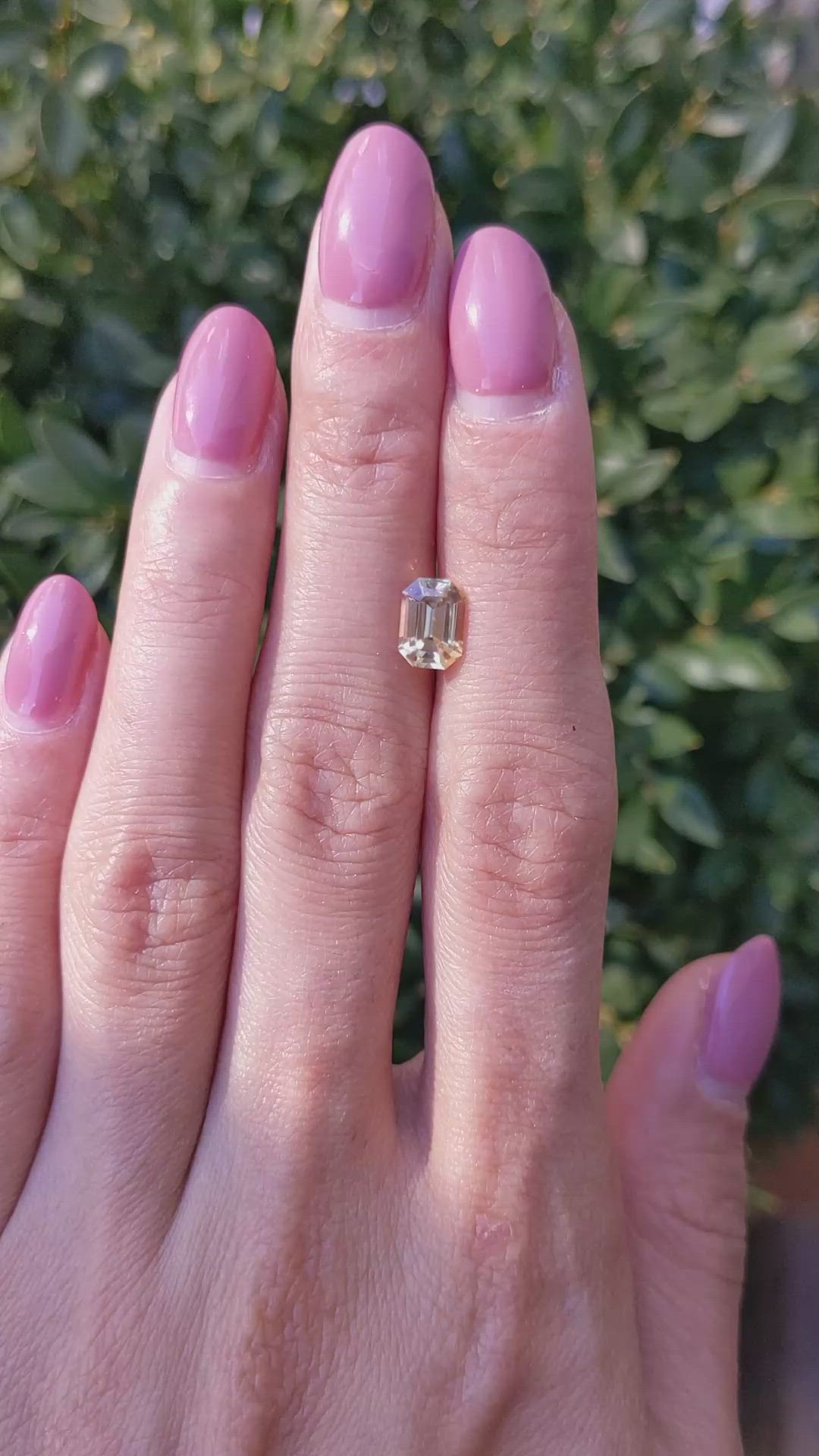 1.57 Ct. Yellow Sapphire from Ceylon (Sri Lanka) Size Video