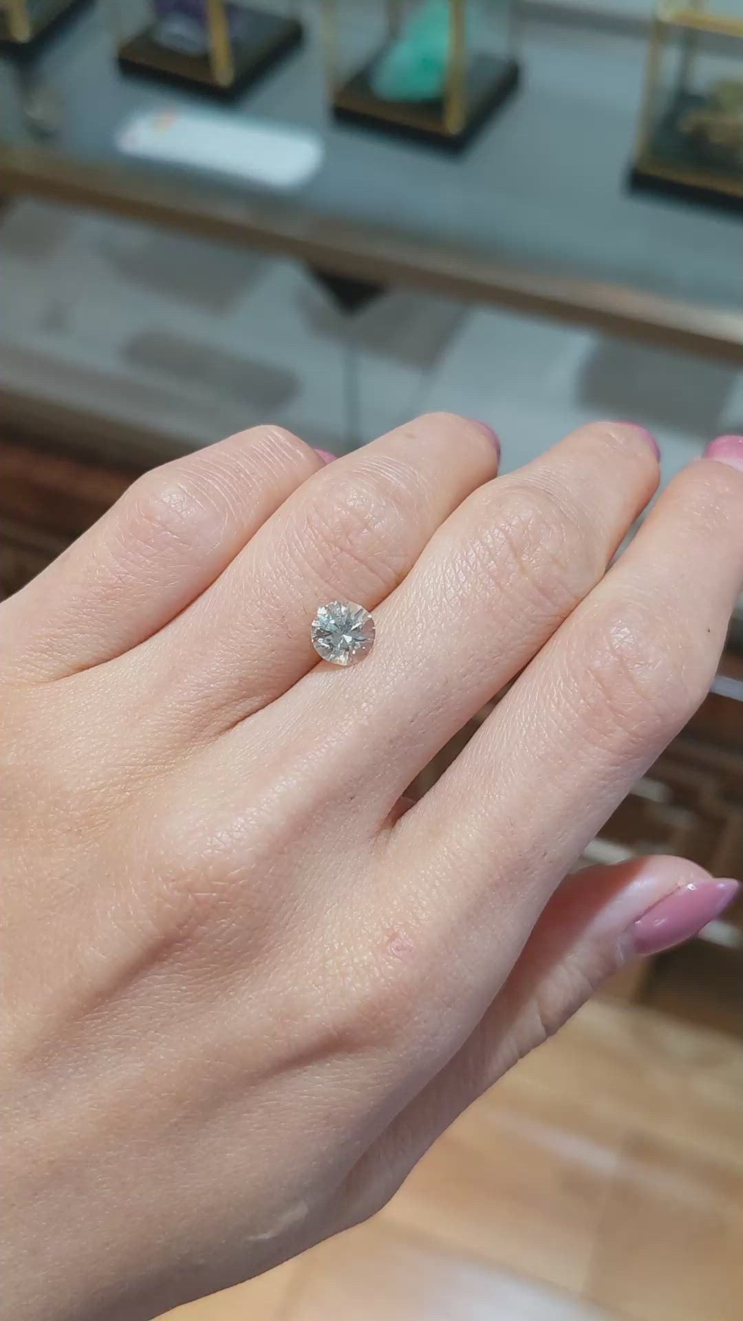 1.41 Ct. Yellow Sapphire from Ceylon (Sri Lanka) Size Video