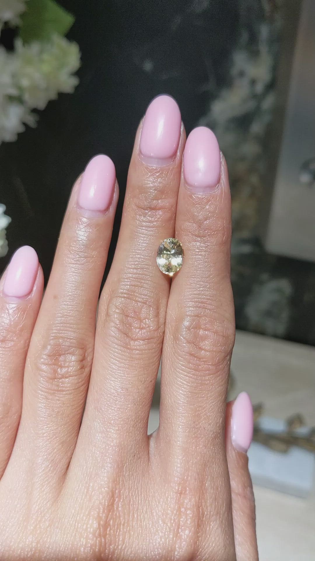 2.22 Ct. Yellow Sapphire from Ceylon (Sri Lanka) Size Video