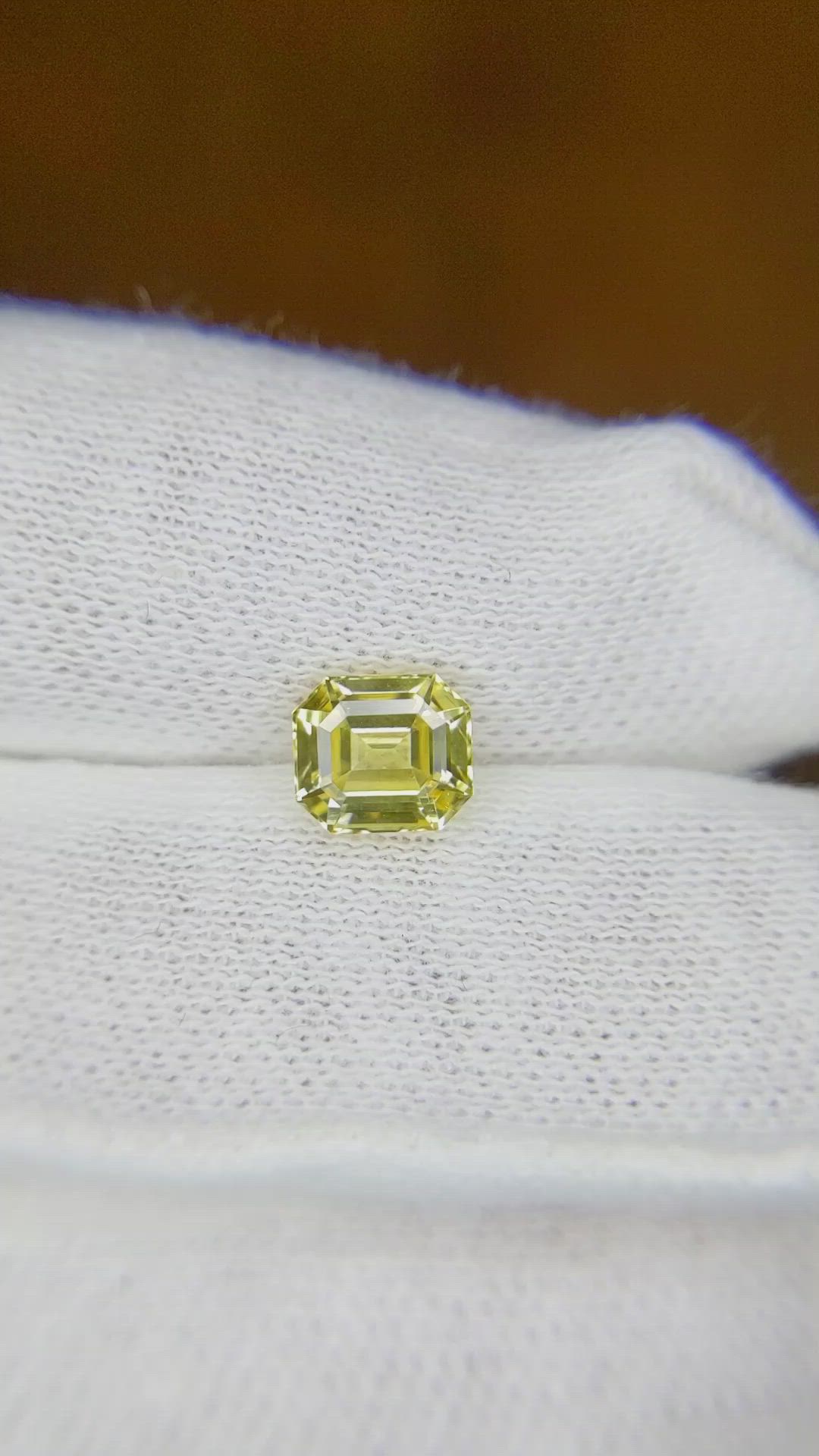 1.41 Ct. Yellow Sapphire from Ceylon (Sri Lanka) Size Video