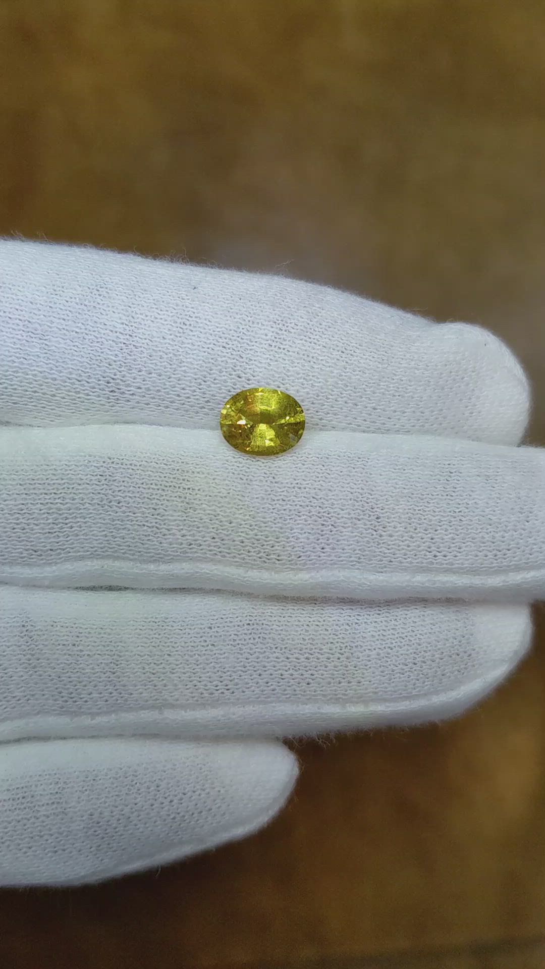 1.60 Ct. Greenish Yellow Sapphire from Ceylon (Sri Lanka) Size Video