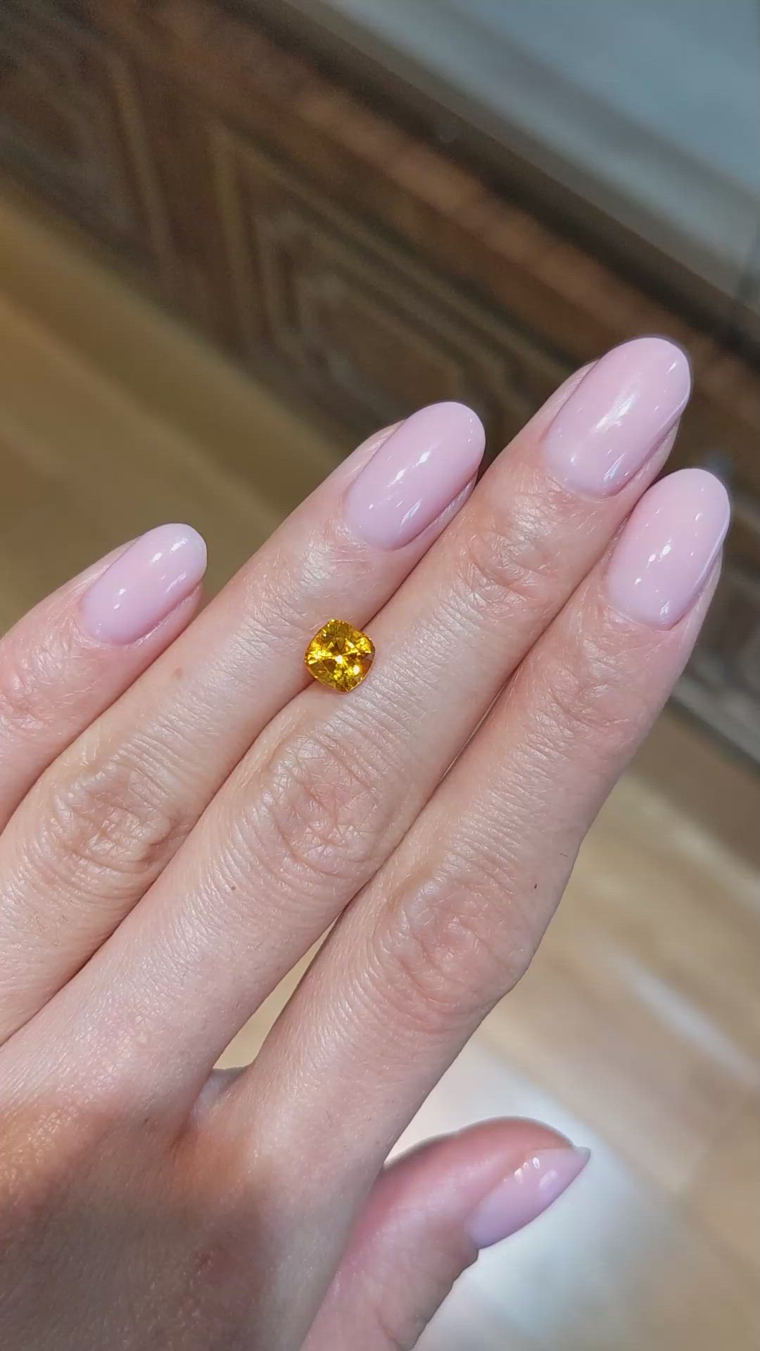 1.31 Ct. Yellowish Orange Sapphire from Ceylon (Sri Lanka) Size Video