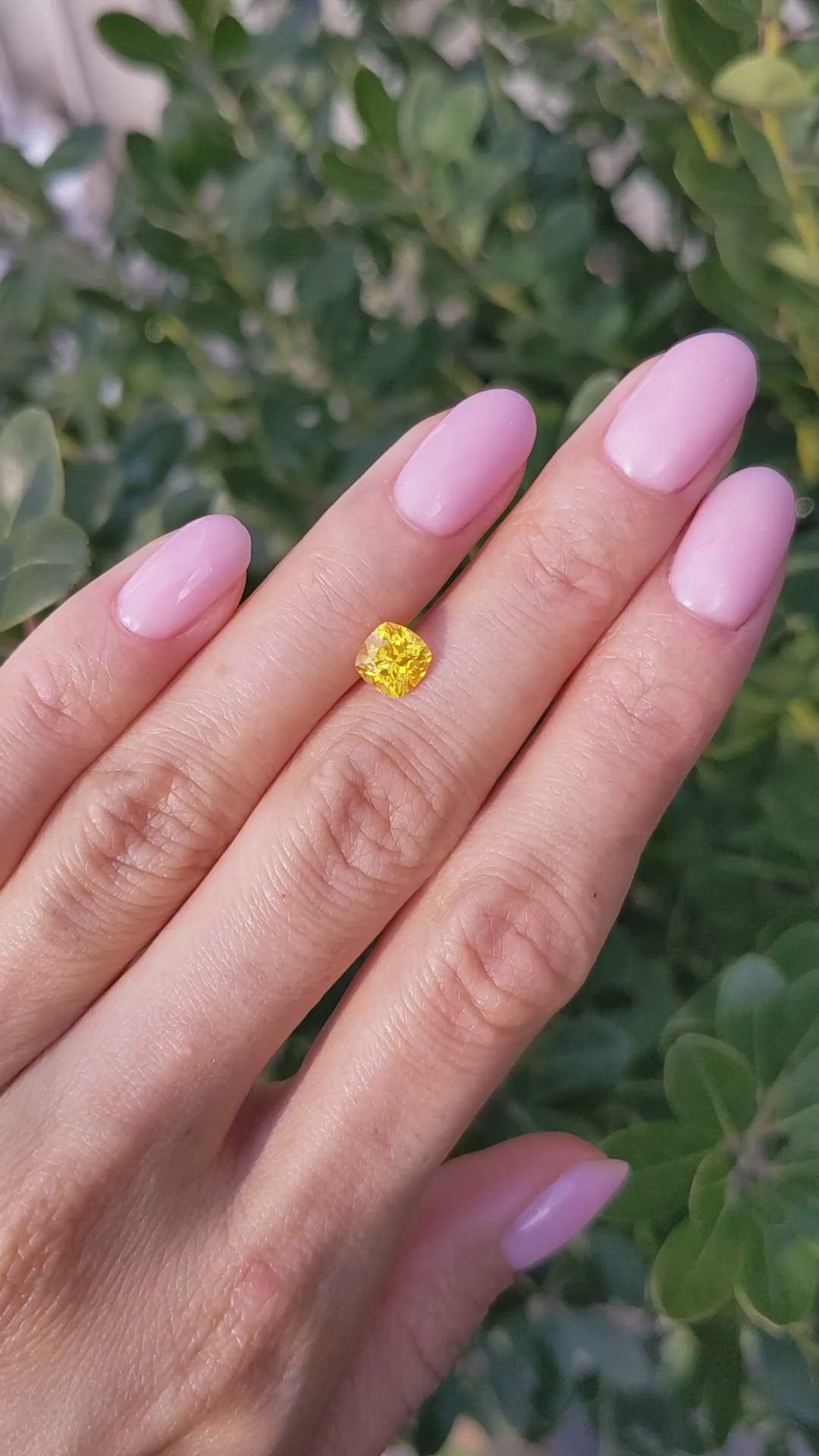 1.31 Ct. Orangish Yellow Sapphire from Ceylon (Sri Lanka) Size Video