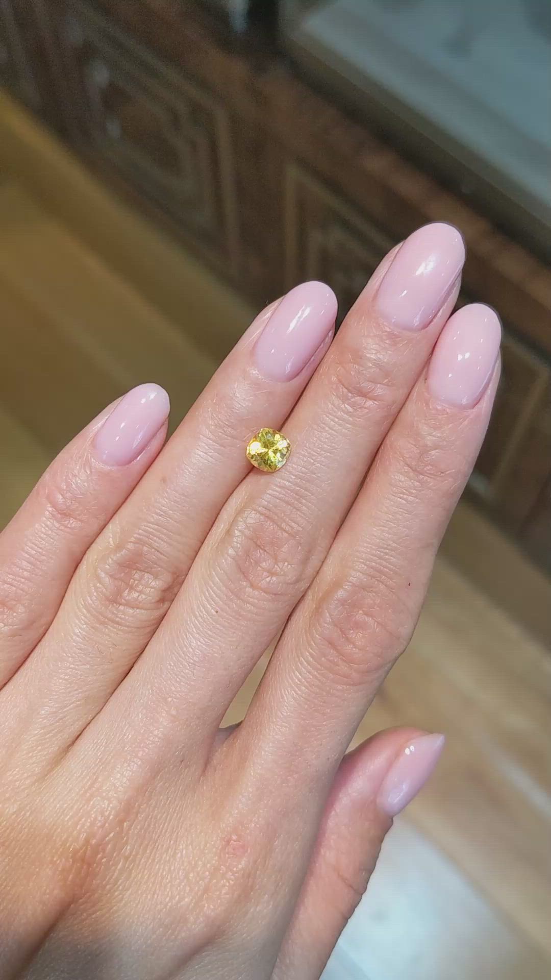 1.21 Ct. Yellow Sapphire from Ceylon (Sri Lanka) Size Video