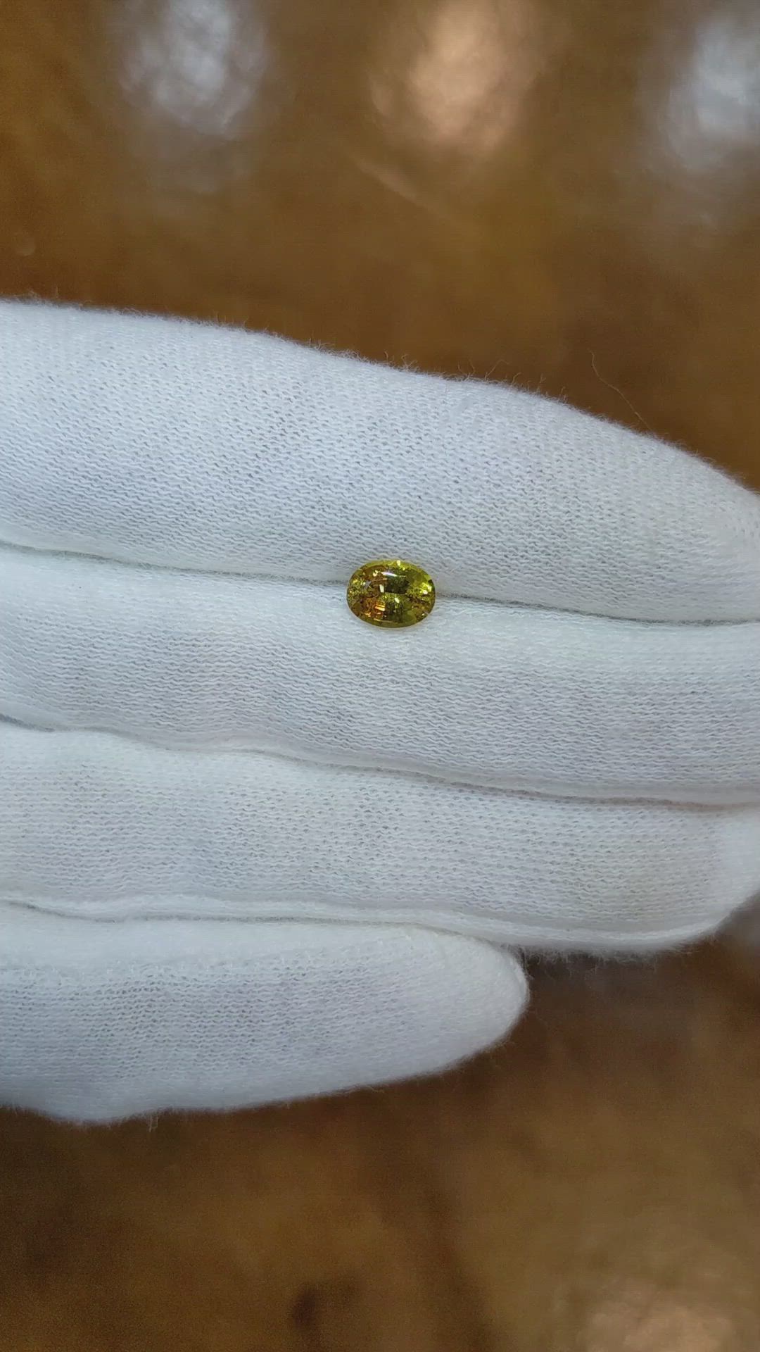 0.96 Ct. Greenish Yellow Sapphire from Ceylon (Sri Lanka) Size Video