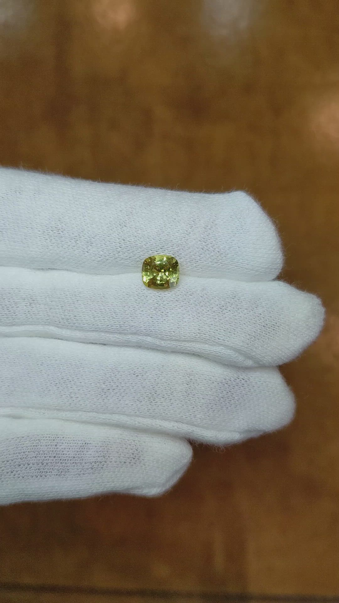 1.34 Ct. Greenish Yellow Sapphire from Ceylon (Sri Lanka) Size Video