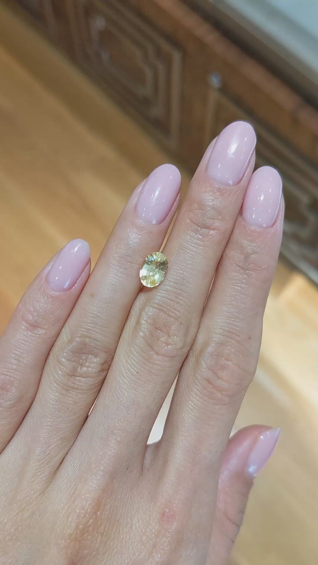 1.70 Ct. Yellow Sapphire from Ceylon (Sri Lanka) Size Video