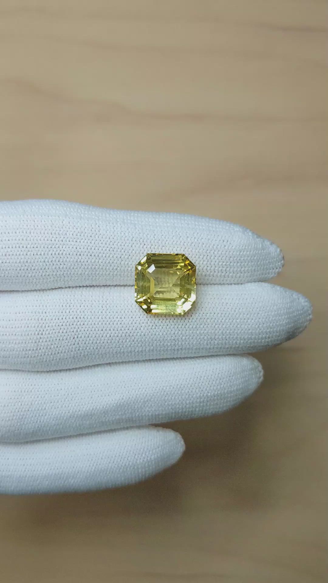 10.02 Ct. Yellow Sapphire from Ceylon (Sri Lanka) Size Video
