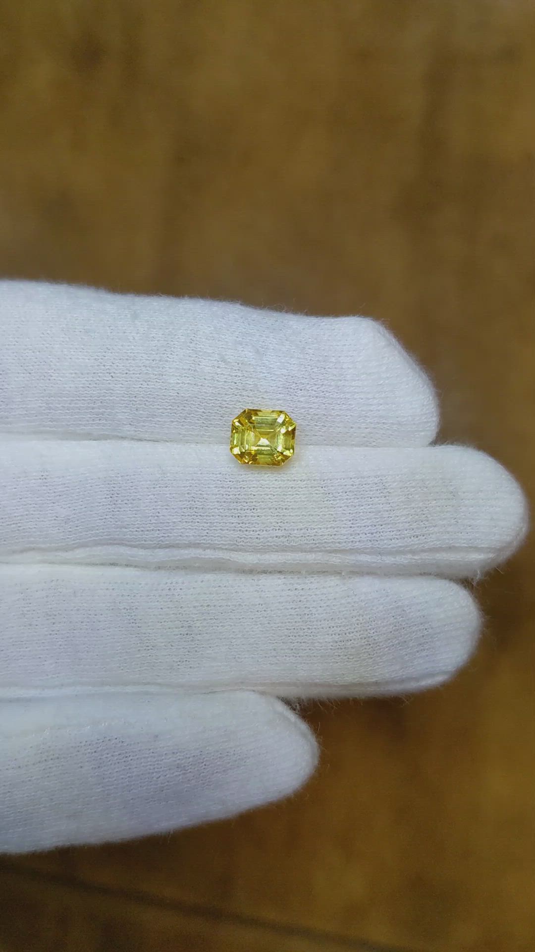 1.95 Ct. Yellow Sapphire from Ceylon (Sri Lanka) Size Video