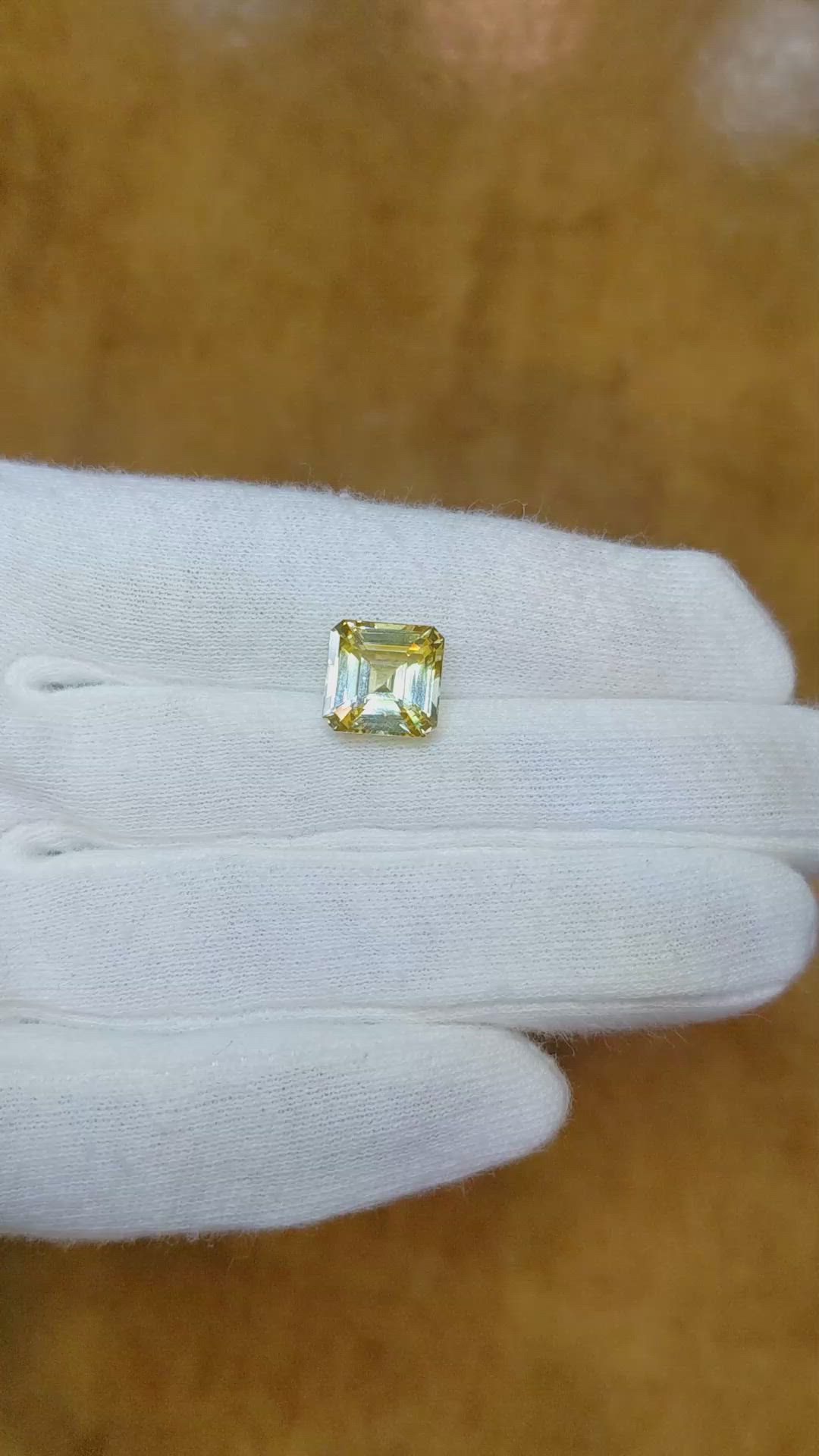 5.65 Ct. Yellow Sapphire from Ceylon (Sri Lanka) Size Video