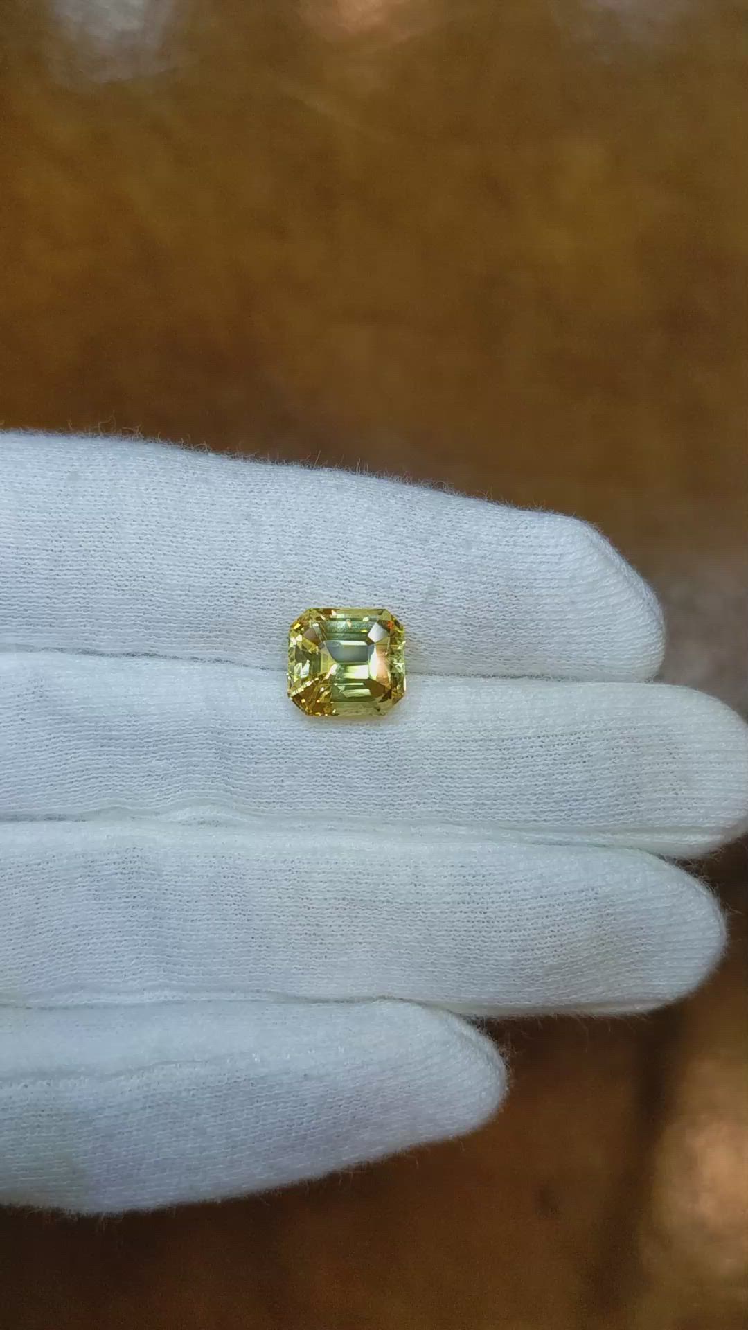 6.12 Ct. Yellow Sapphire from Ceylon (Sri Lanka) Size Video