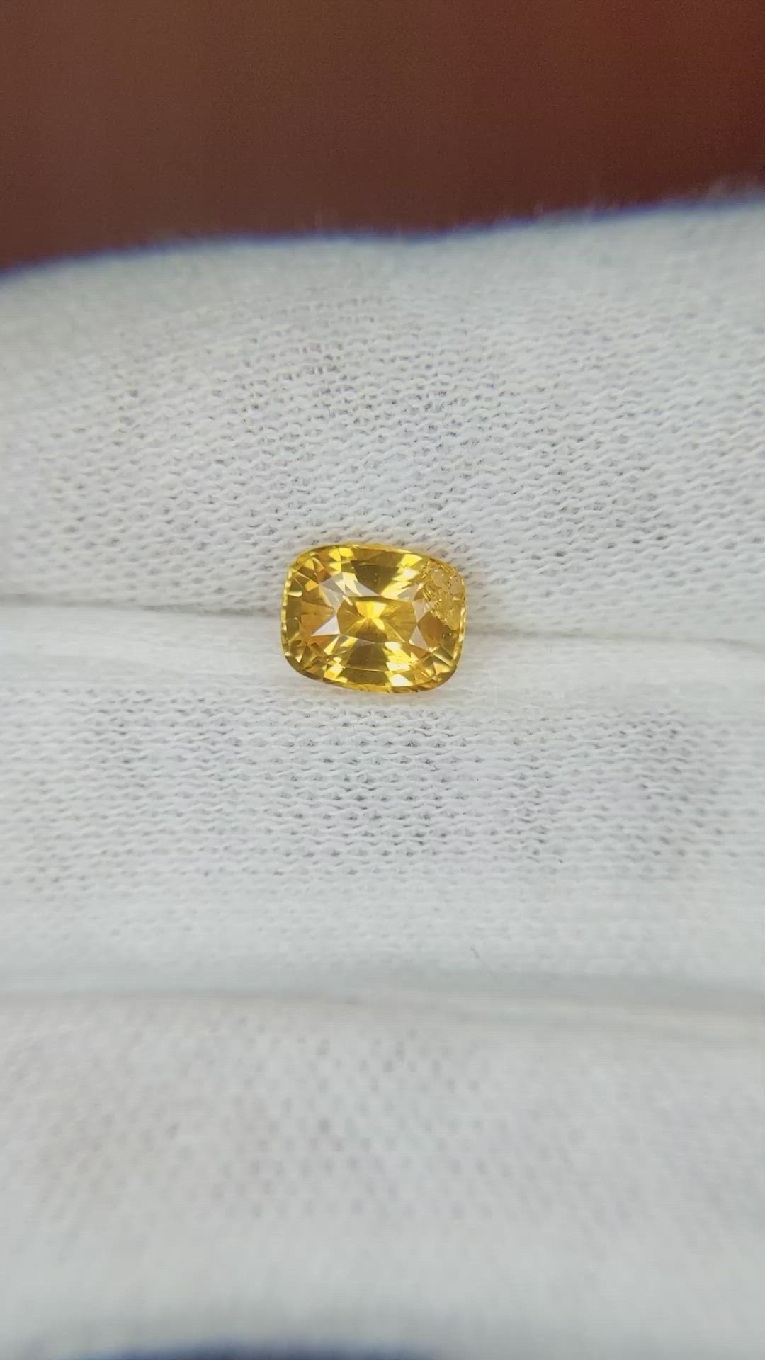 1.66 Ct. Yellow Sapphire from Ceylon (Sri Lanka) Size Video