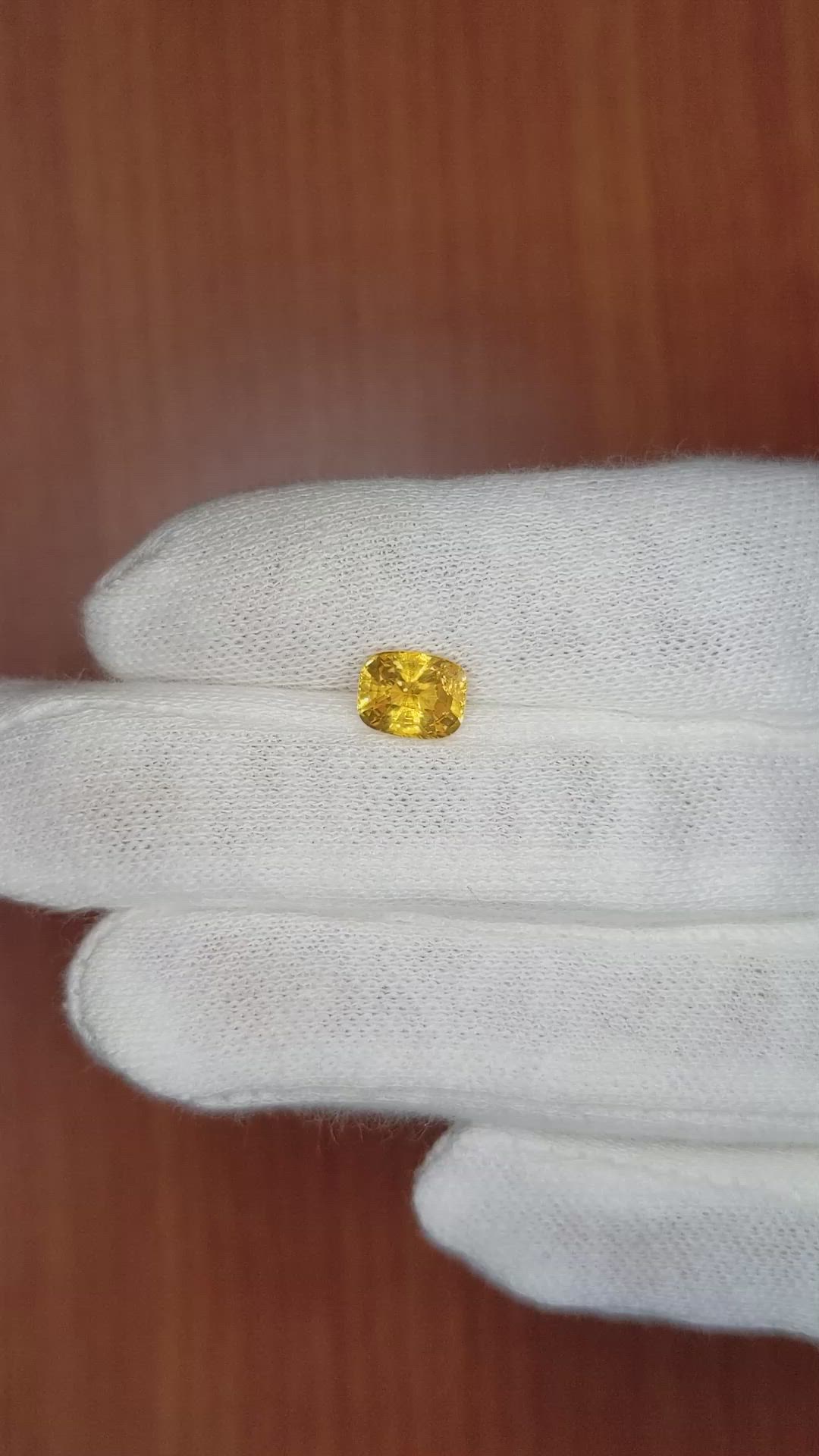 1.66 Ct. Yellow Sapphire from Ceylon (Sri Lanka) Size Video