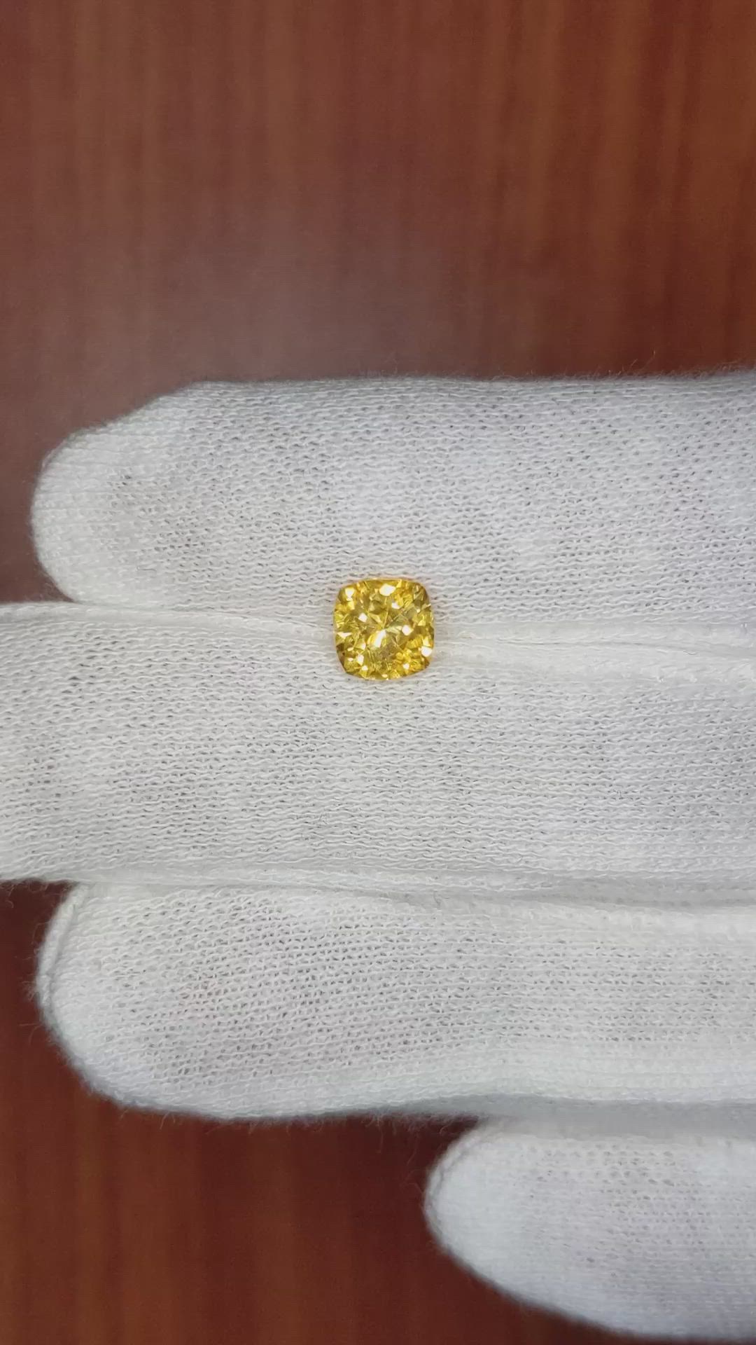 1.19 Ct. Yellow Sapphire from Ceylon (Sri Lanka) Size Video