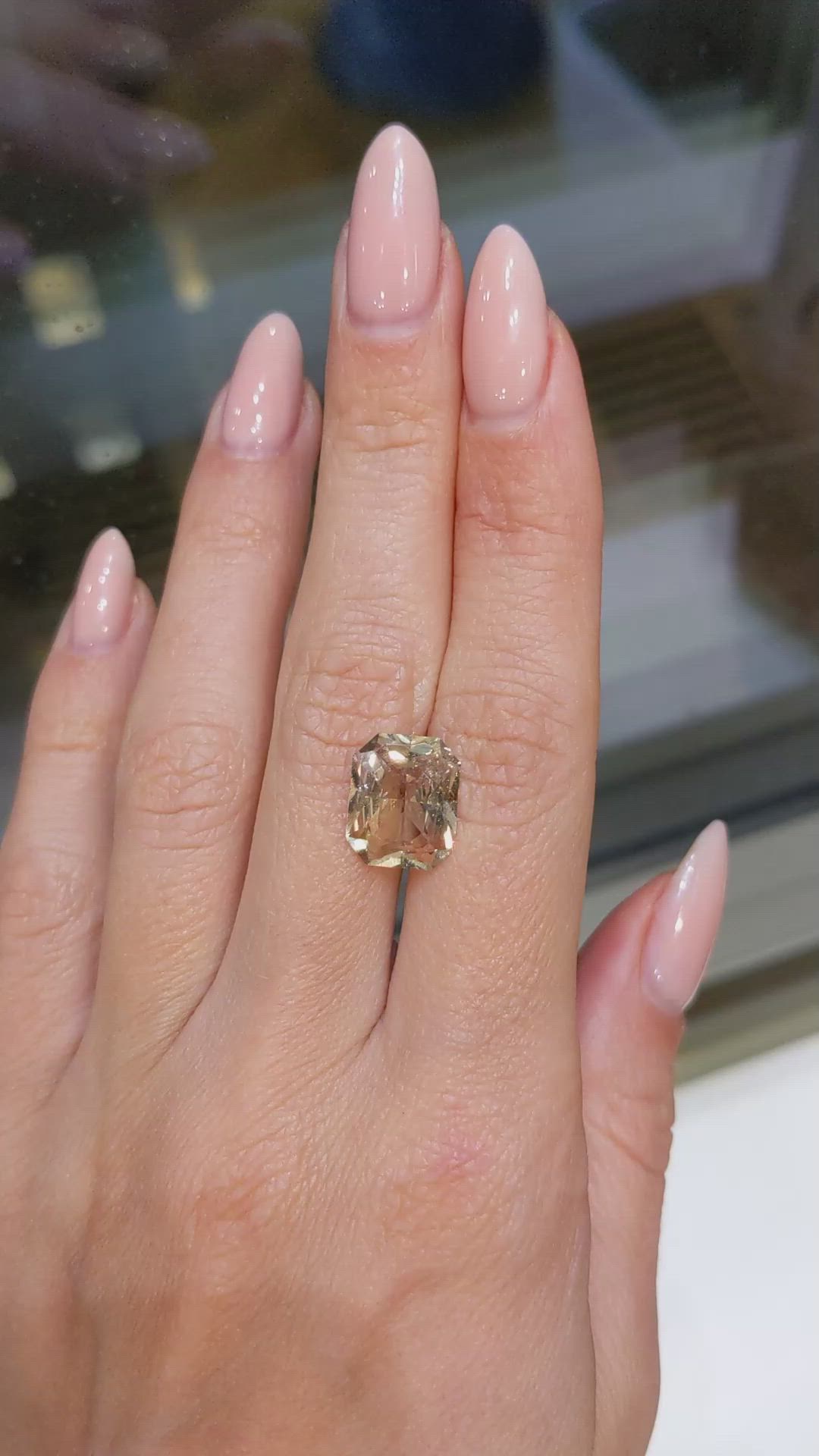6.13 Ct. Yellow Sapphire from Ceylon (Sri Lanka) Size Video