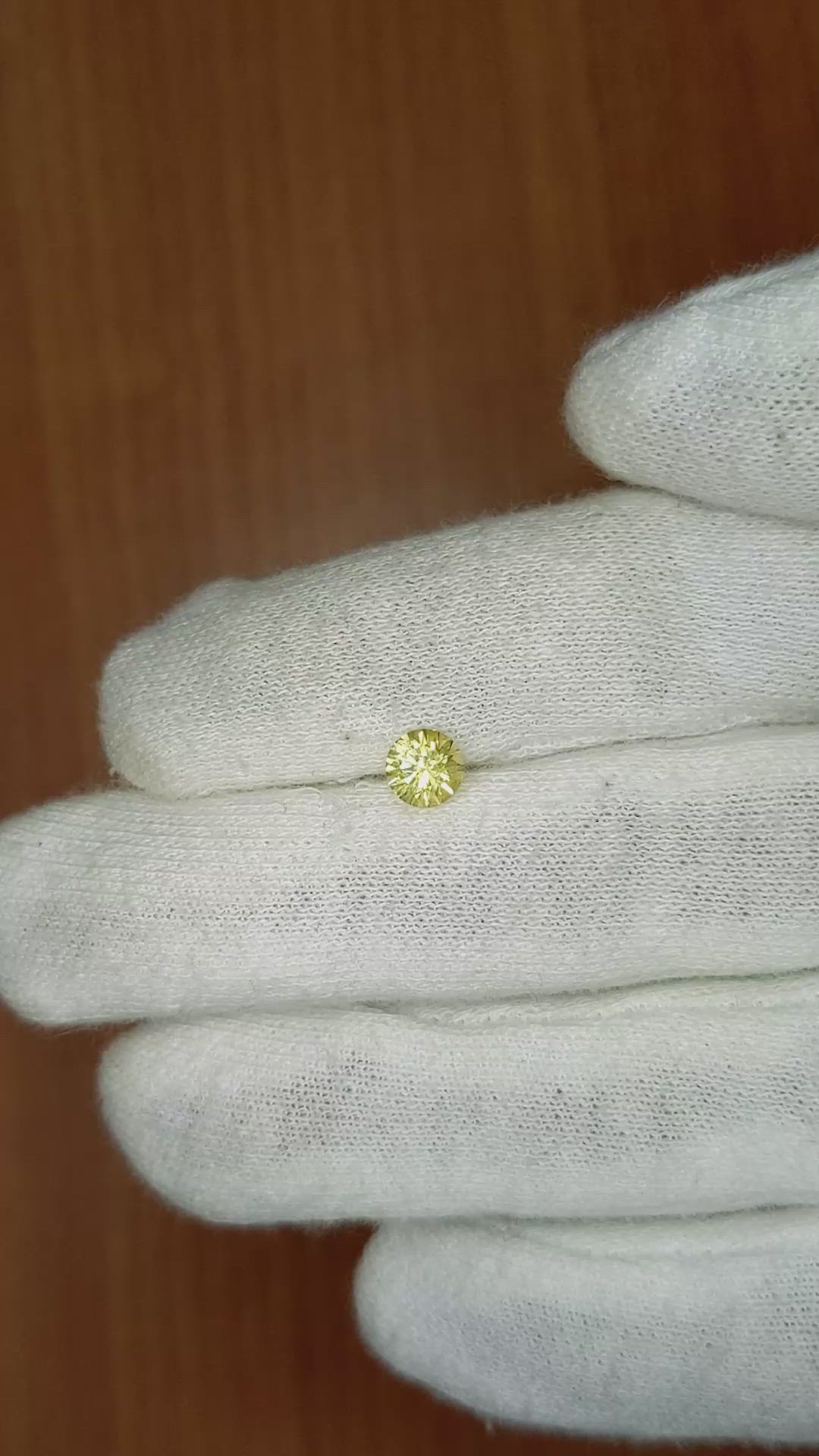 0.68 Ct. Yellow Sapphire from Ceylon (Sri Lanka) Size Video