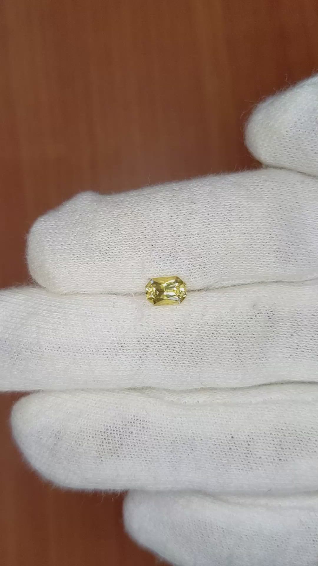 0.67 Ct. Yellow Sapphire from Ceylon (Sri Lanka) Size Video