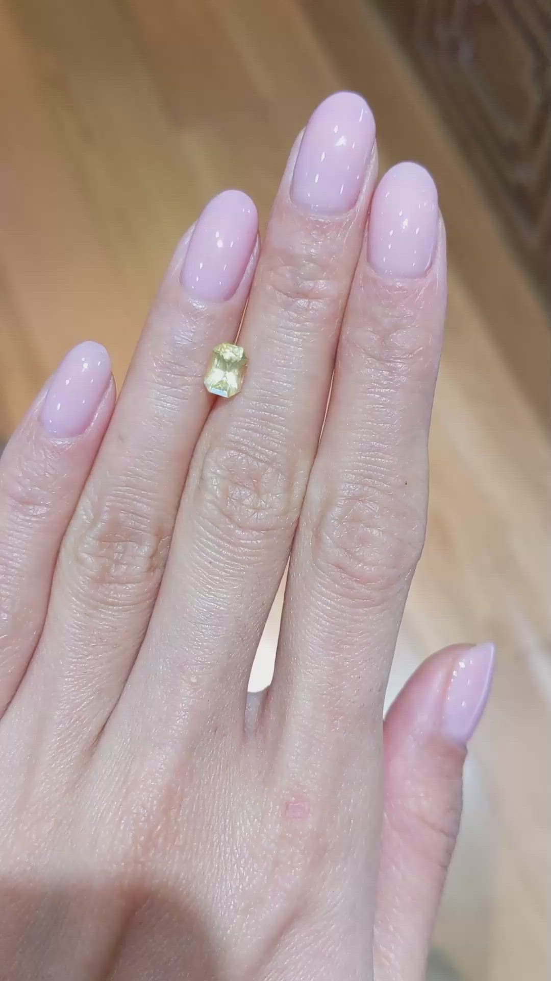 1.15 Ct. Yellow Sapphire from Ceylon (Sri Lanka) Size Video