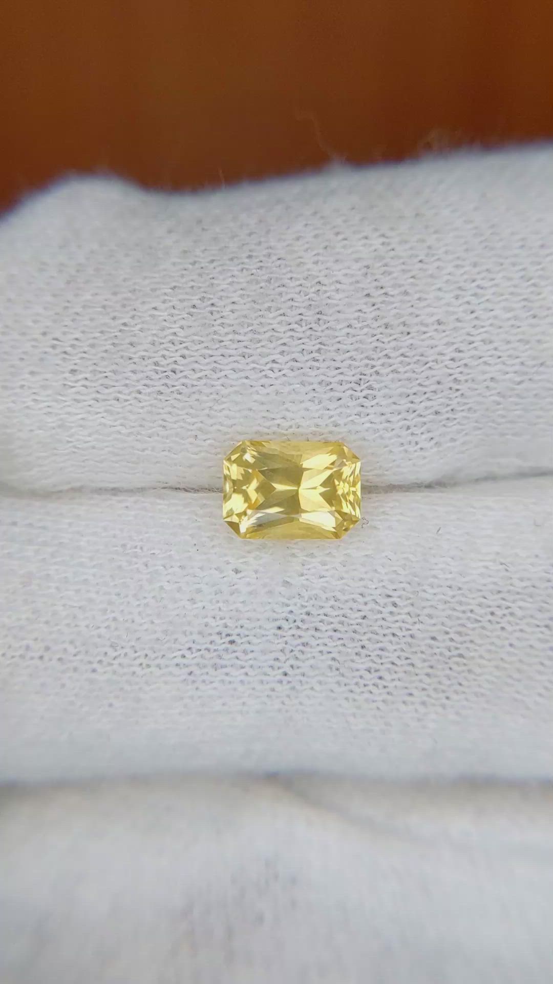 1.29 Ct. Yellow Sapphire from Ceylon (Sri Lanka) Size Video