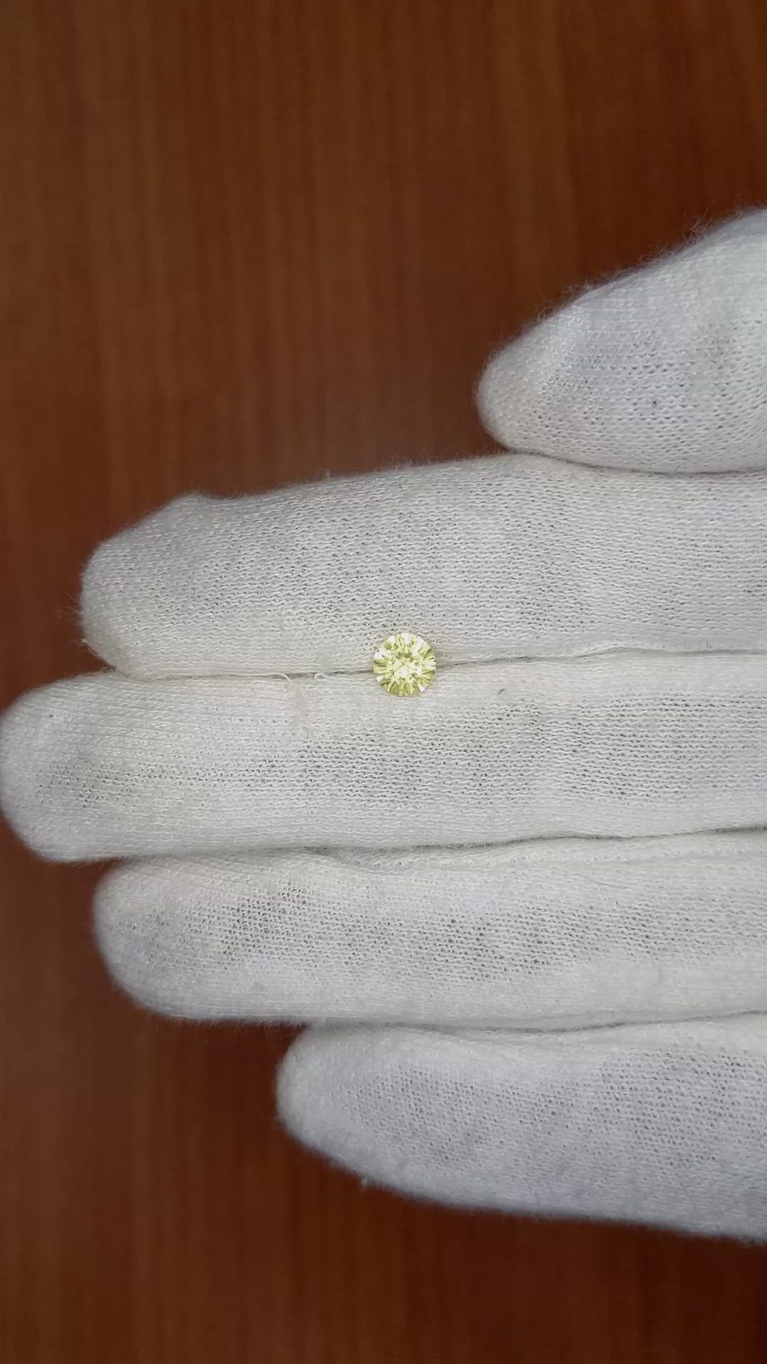 0.62 Ct. Yellow Sapphire from Ceylon (Sri Lanka) Size Video