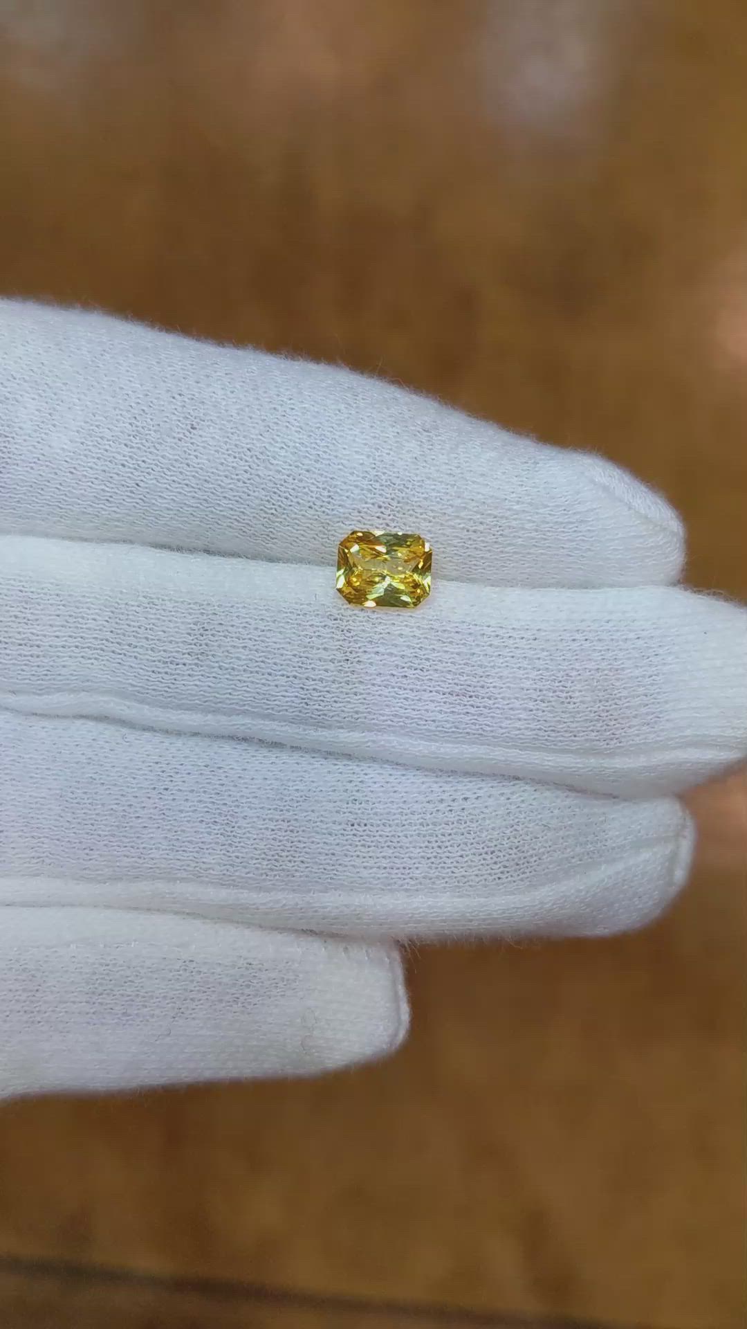 1.52 Ct. Yellow Sapphire from Ceylon (Sri Lanka) Size Video